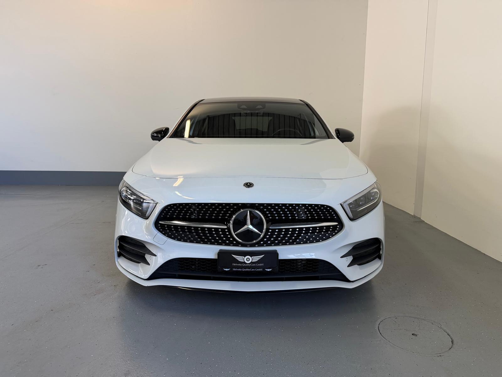 MERCEDES-BENZ A 250 4Matic AMG Line 4Matic 7G-DCT-showroom-element-3