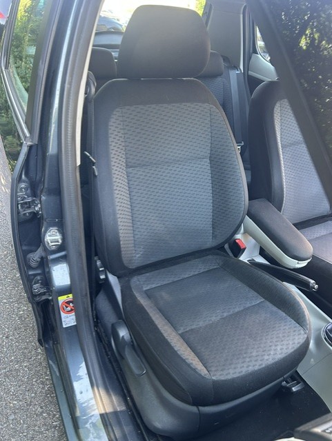 SKODA Fabia 1.2 TSI Elegance-image-4