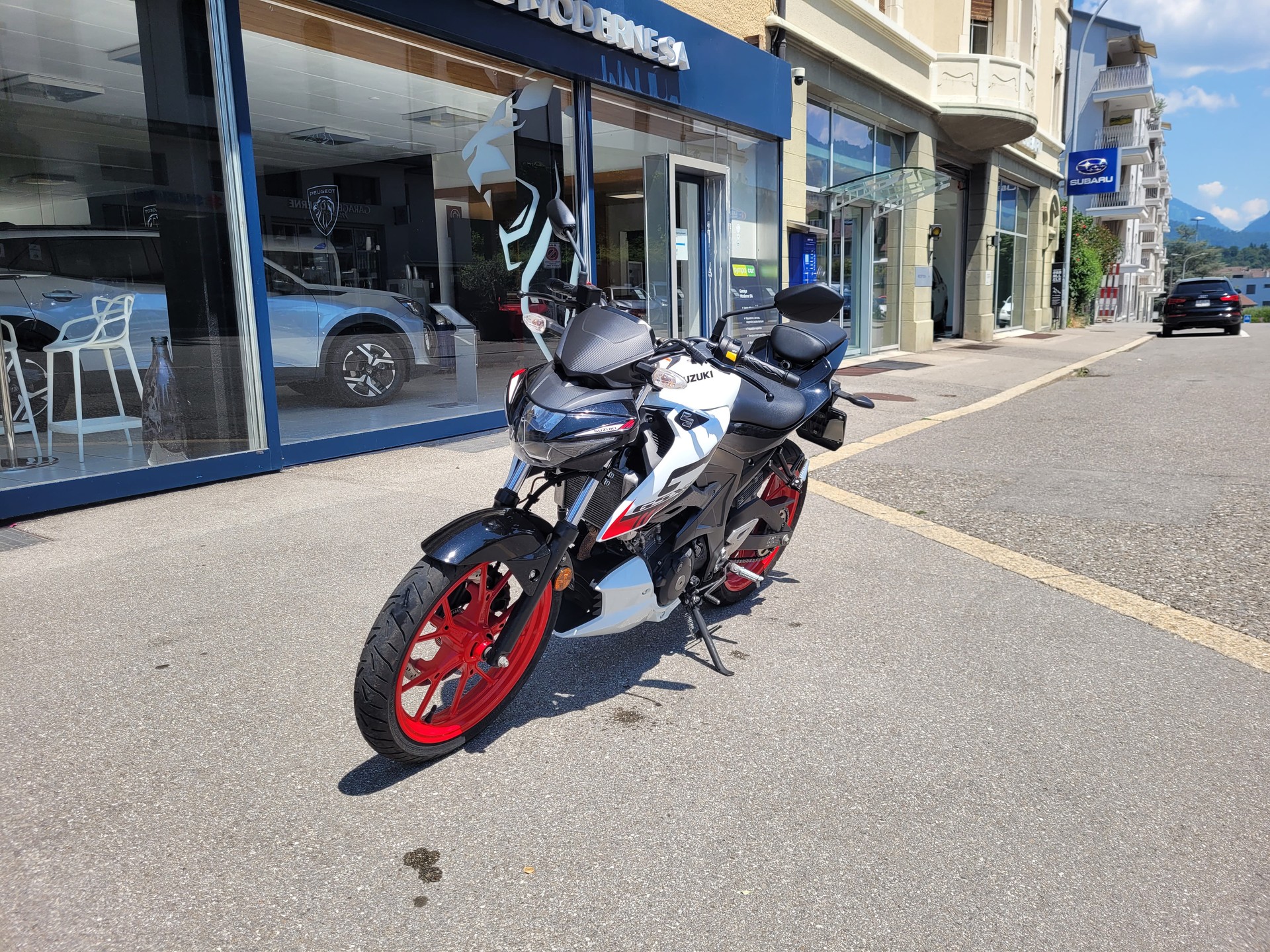 SUZUKI GSX-S 125-image-4