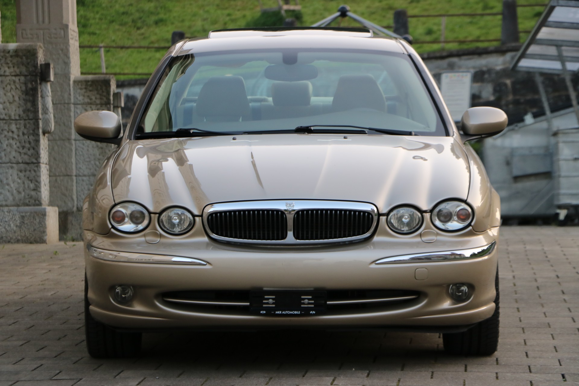 JAGUAR X-Type 3.0 V6 Traction4 Executive-image-6
