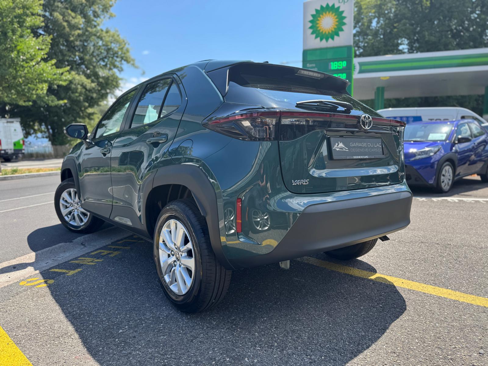 TOYOTA Yaris Cross 1.5 Comfort e-CVT-showroom-element-2