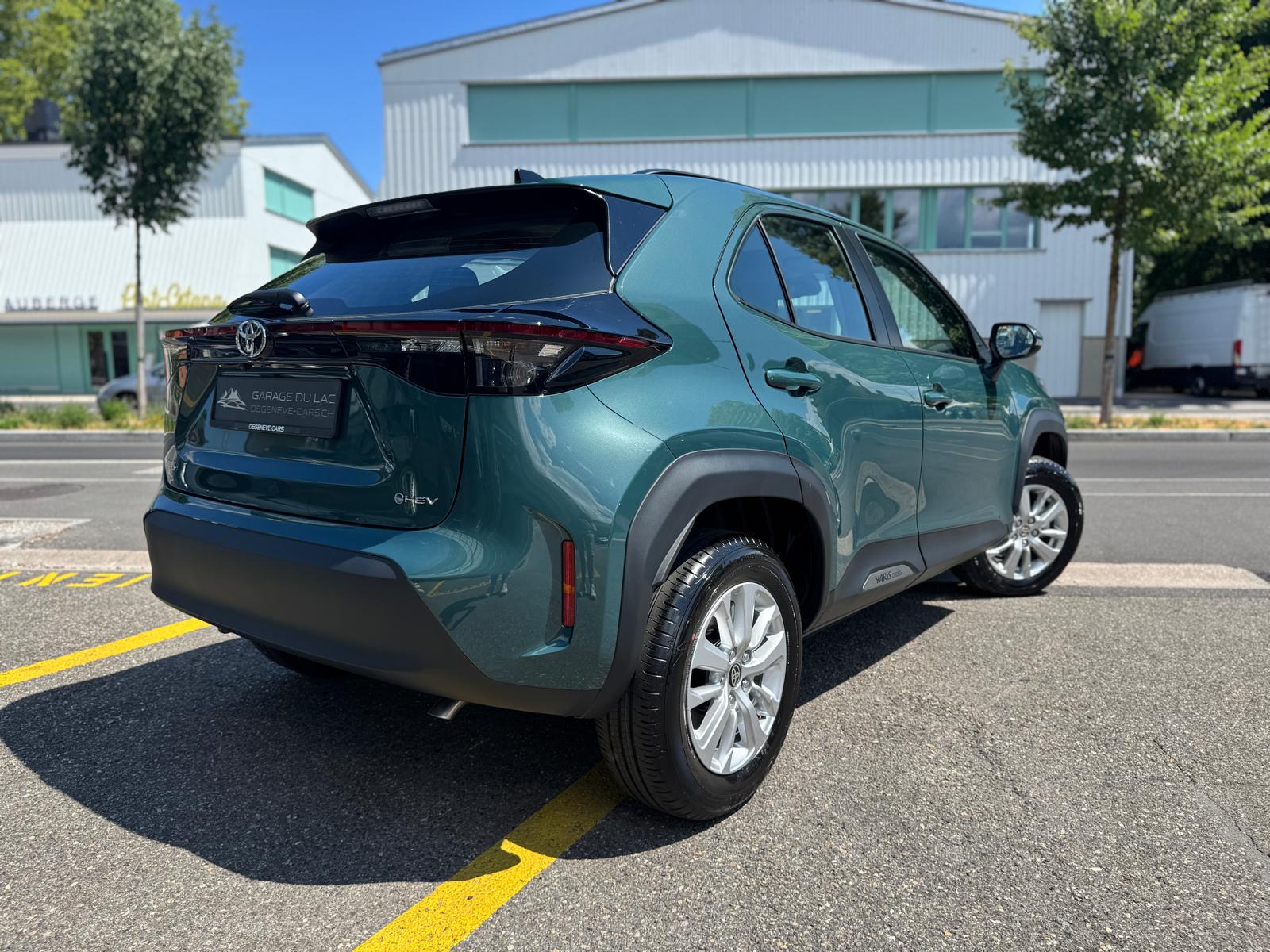 TOYOTA Yaris Cross 1.5 Comfort e-CVT-showroom-element-3