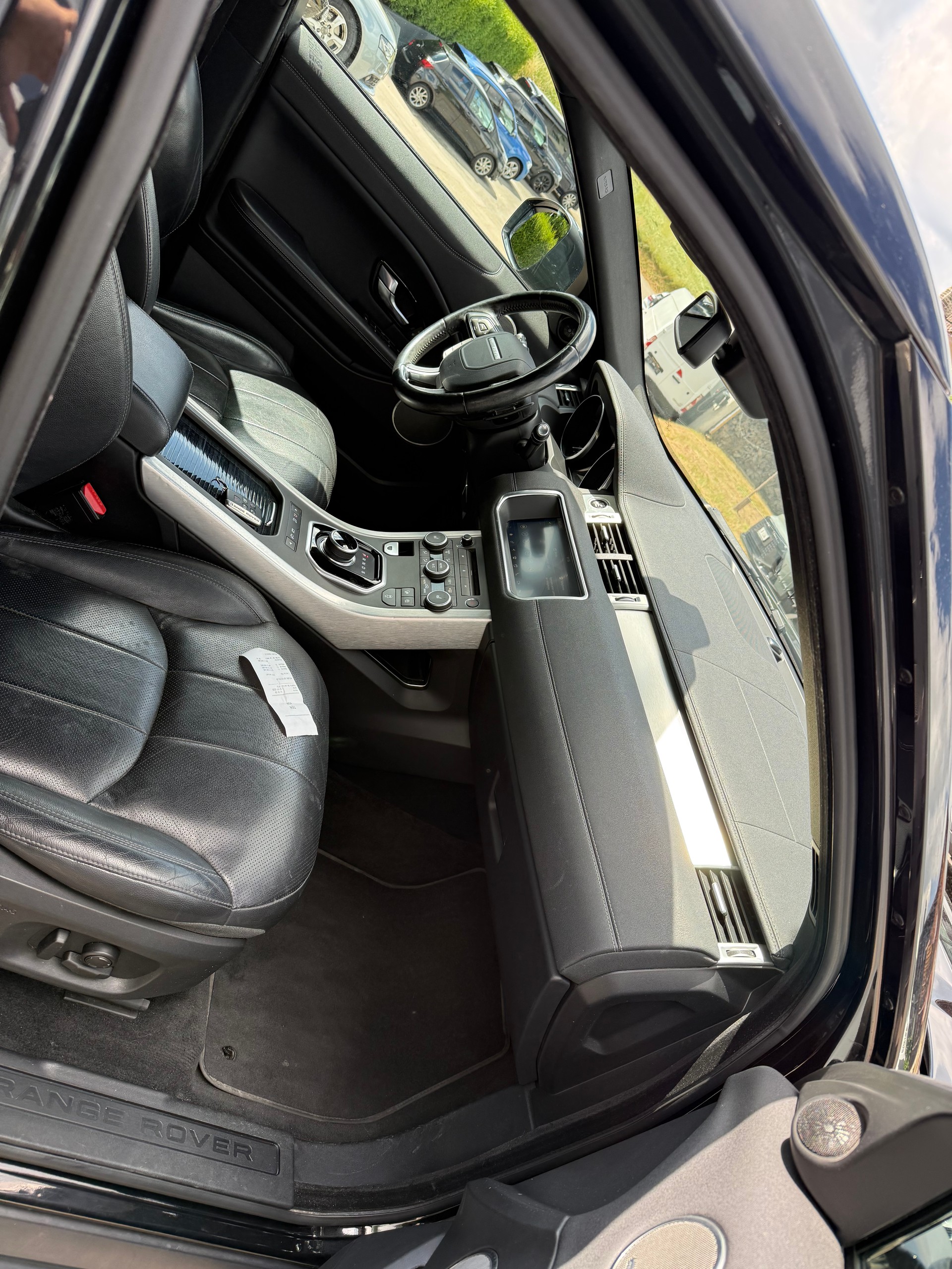 LAND ROVER Range Rover Evoque 2.0 SD4 SE Dynamic AT9-image-5