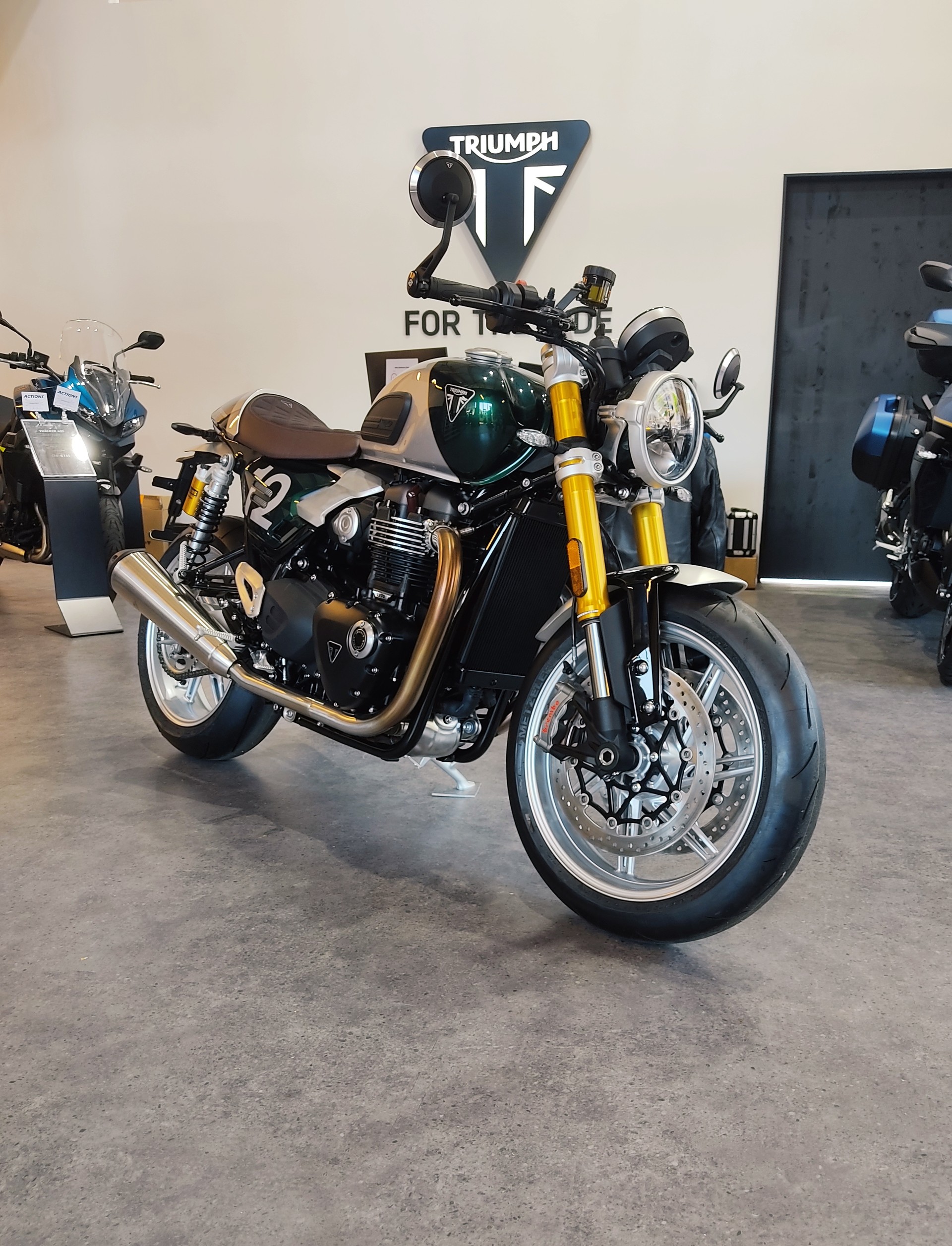 TRIUMPH Speed Twin 1200 RS Cafe Racer Edition-image-0