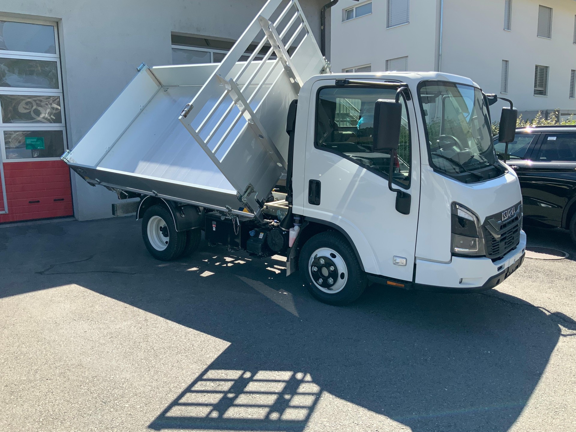 ISUZU M27 Kab.-Ch. E DR 3.0 Ddi-image-4
