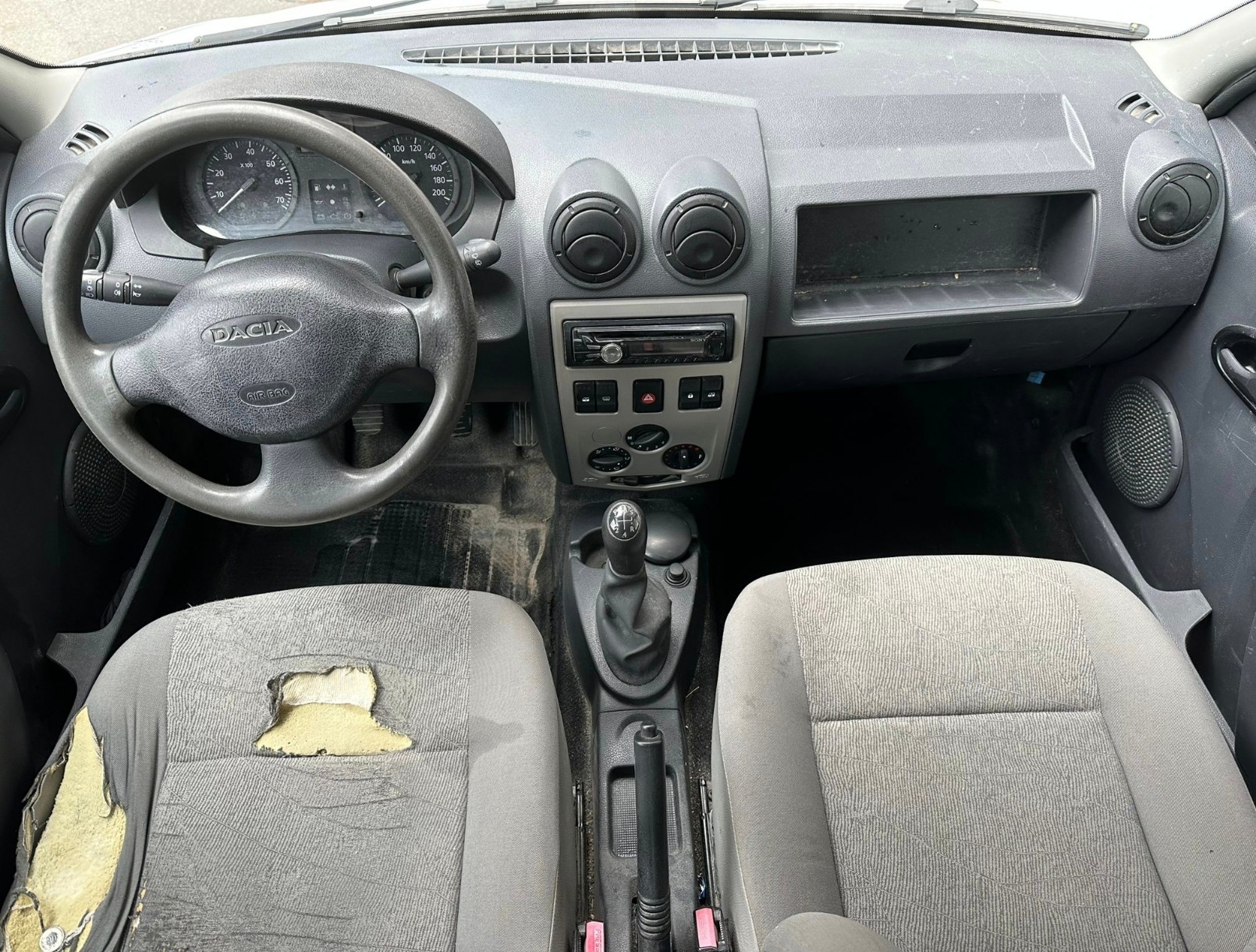 DACIA Logan 1.6 Van-image-4
