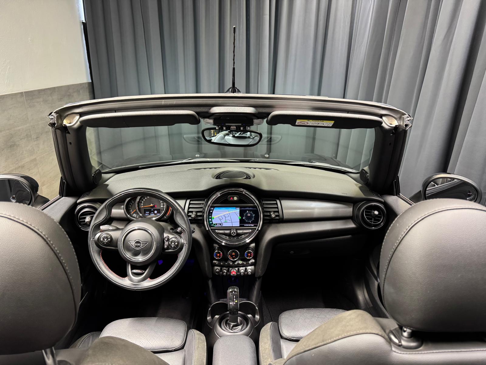 MINI Cooper Brighton Cabriolet DKG(M)(15)-image-9