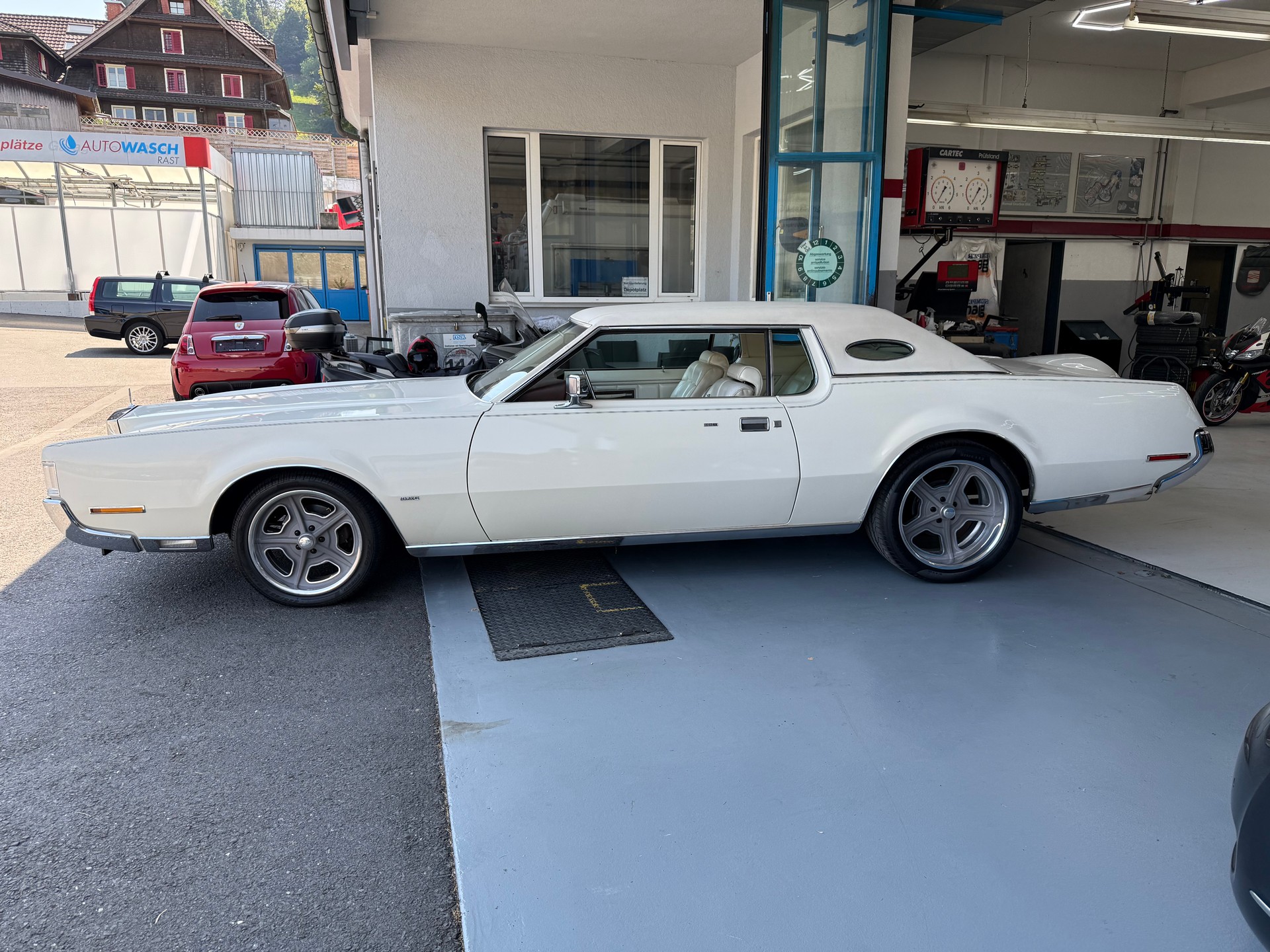 LINCOLN MARK IV