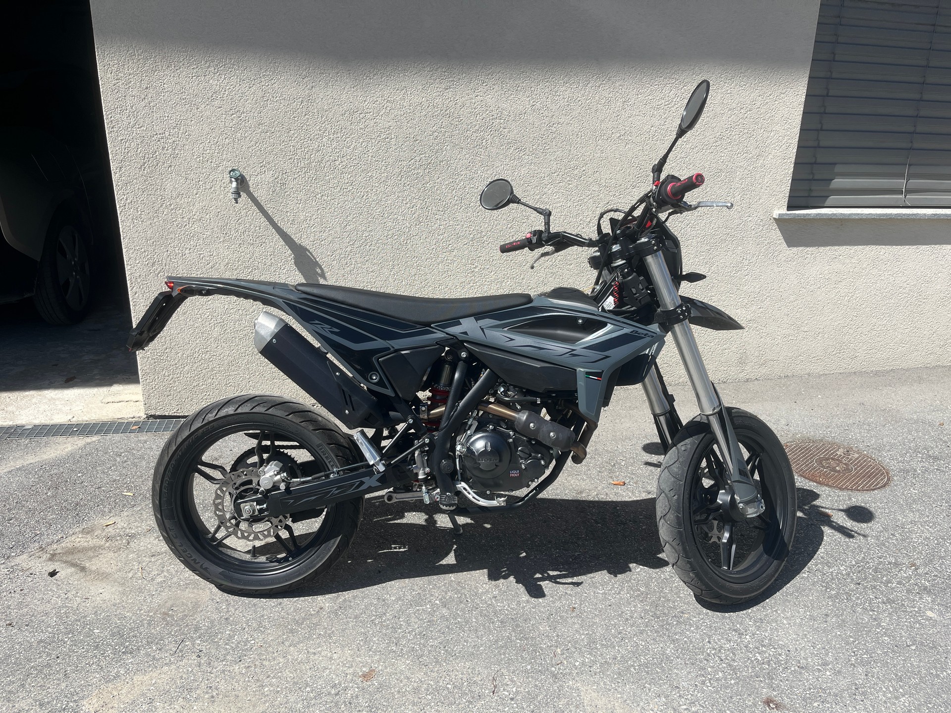 BETA RR-image-0