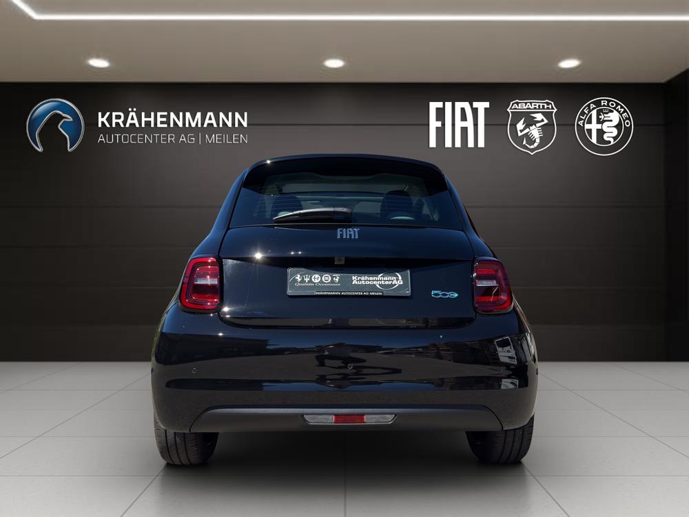 FIAT 500e La Prima-showroom-element-3