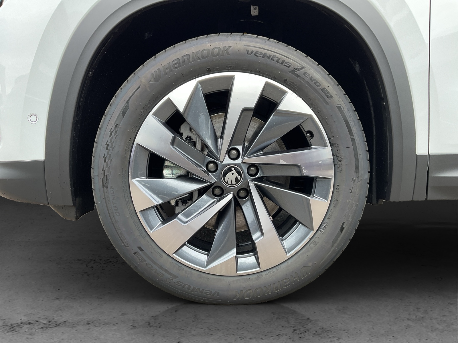 SKODA Kodiaq 2.0 TSI Dynamic 4x4-image-12