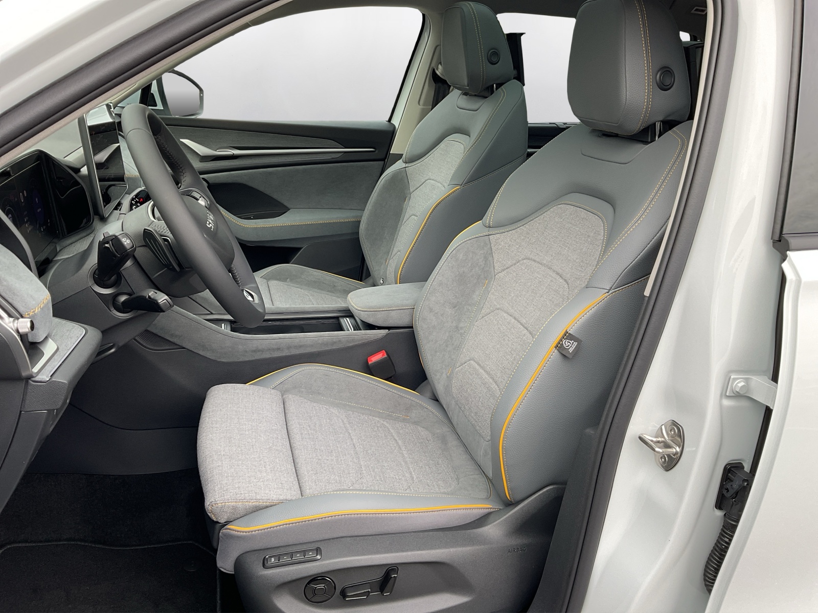 SKODA Kodiaq 2.0 TSI Dynamic 4x4-image-9