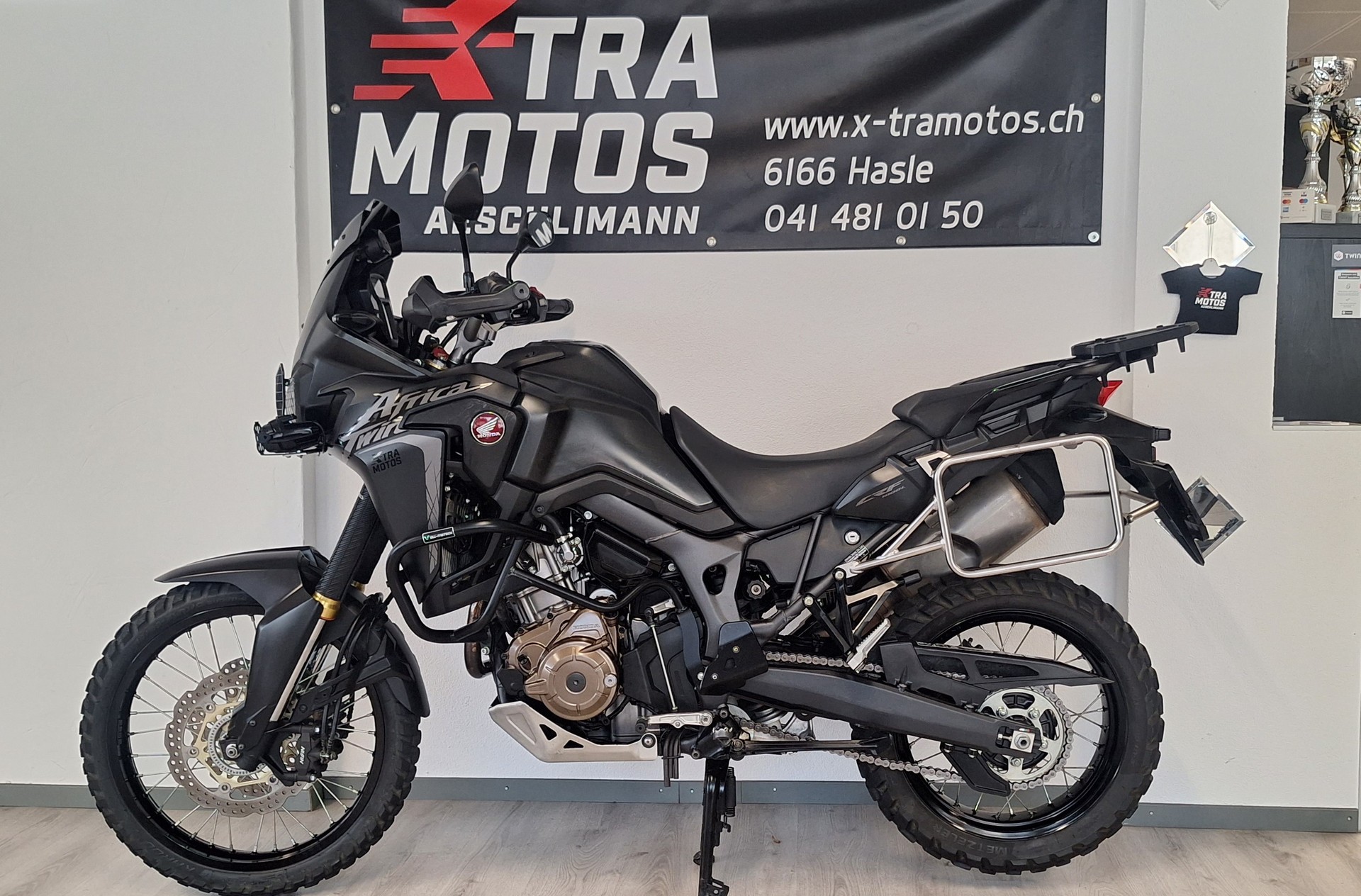 HONDA CRF 1000A Africa Twin-image-0