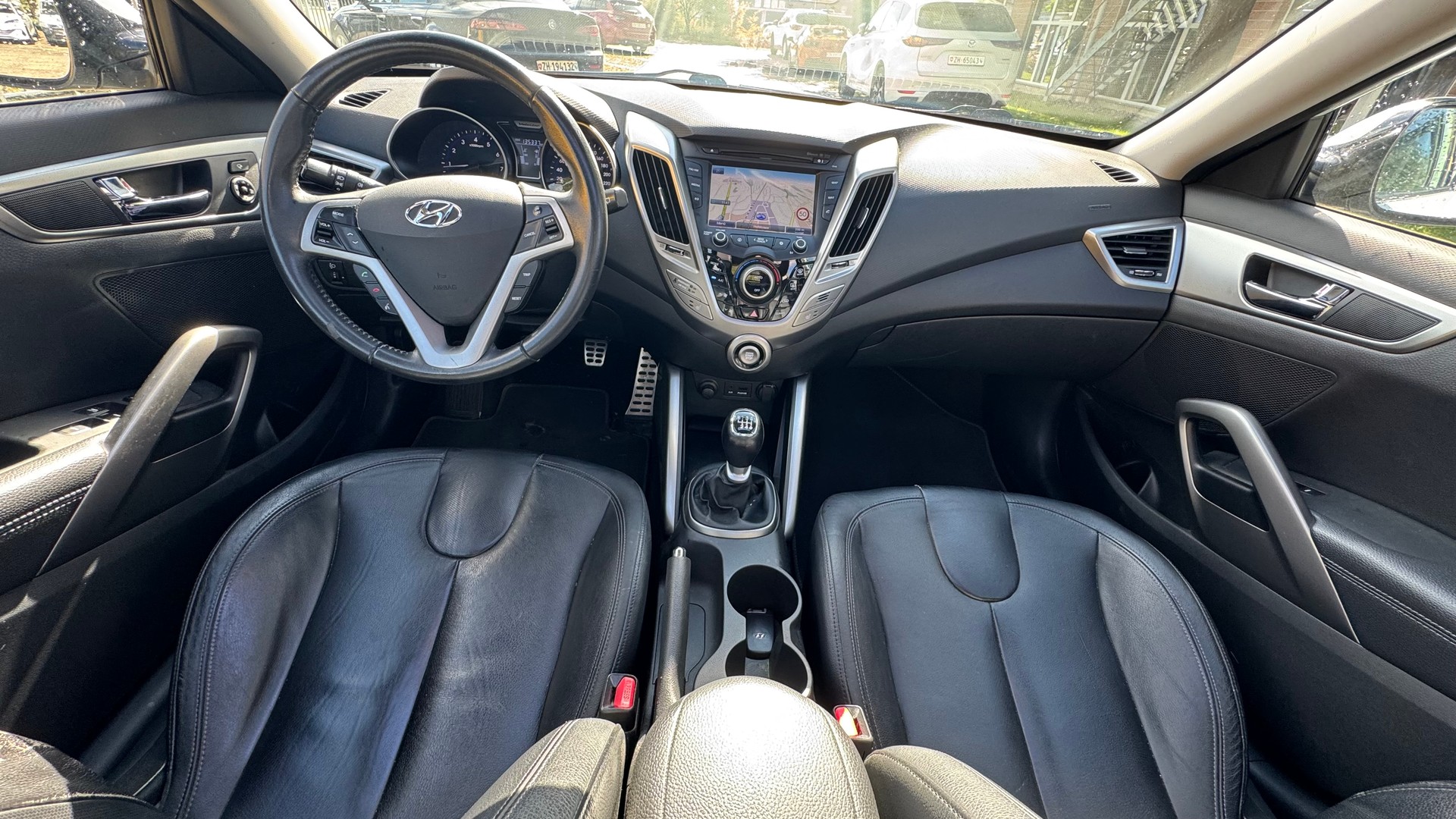 HYUNDAI Veloster 1.6 GDI-image-11