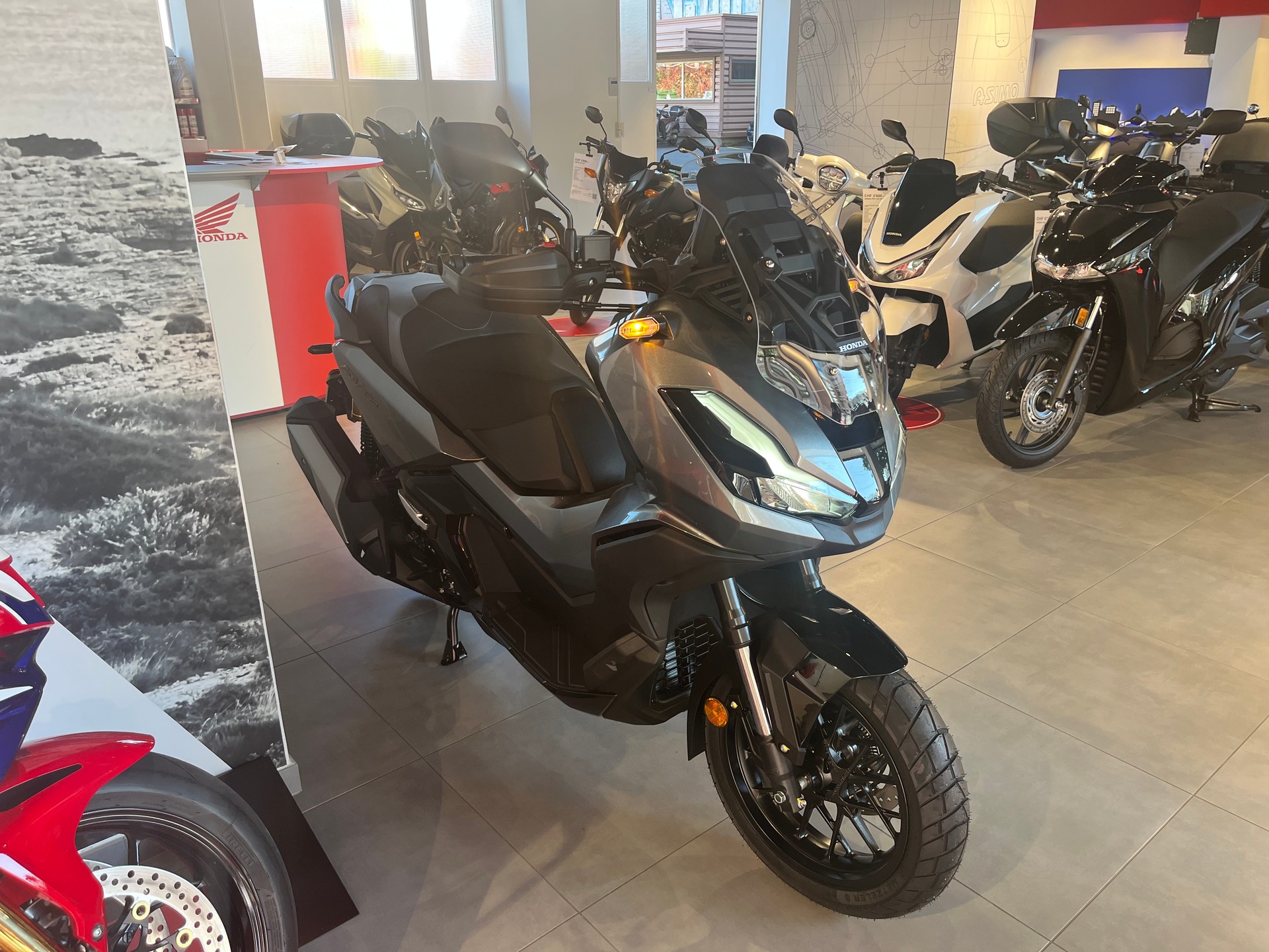 HONDA ADV 350
