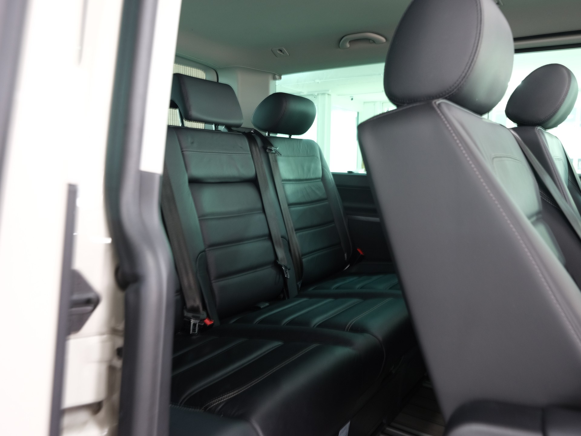 VW T6.1 Multivan 2.0 Bi-TDI Family 4Motion DSG *360 Kamera* *Assistenten* *CarPlay*-image-26