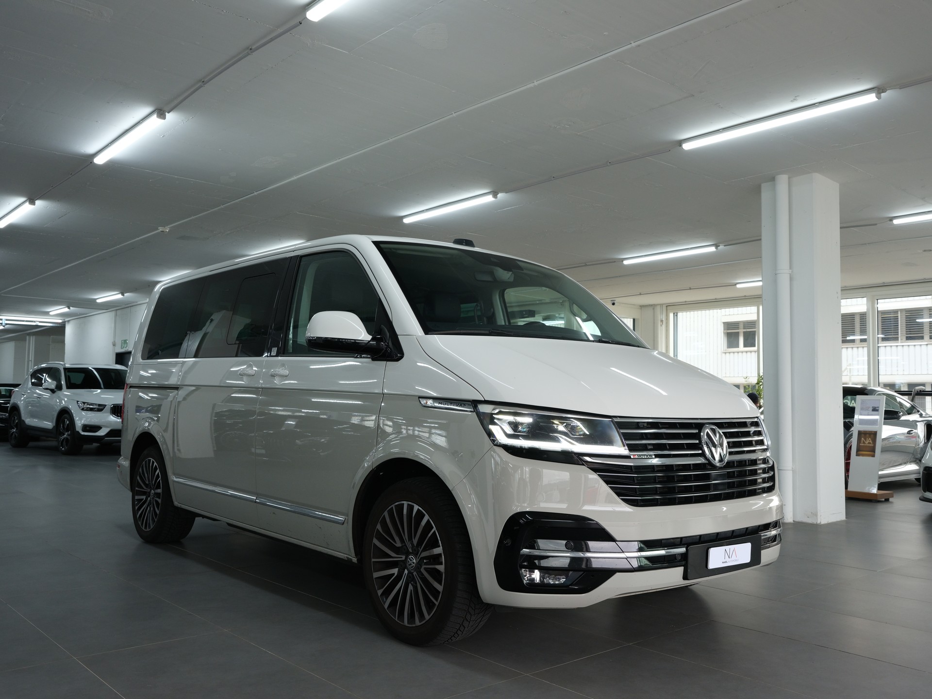 VW T6.1 Multivan 2.0 Bi-TDI Family 4Motion DSG *360 Kamera* *Assistenten* *CarPlay*-showroom-element-1