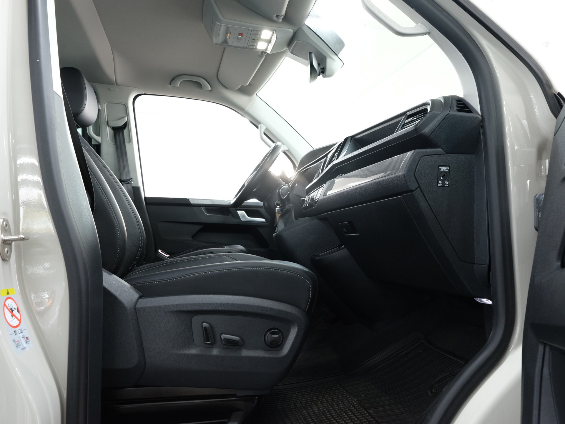 VW T6.1 Multivan 2.0 Bi-TDI Family 4Motion DSG *360 Kamera* *Assistenten* *CarPlay*-image-29