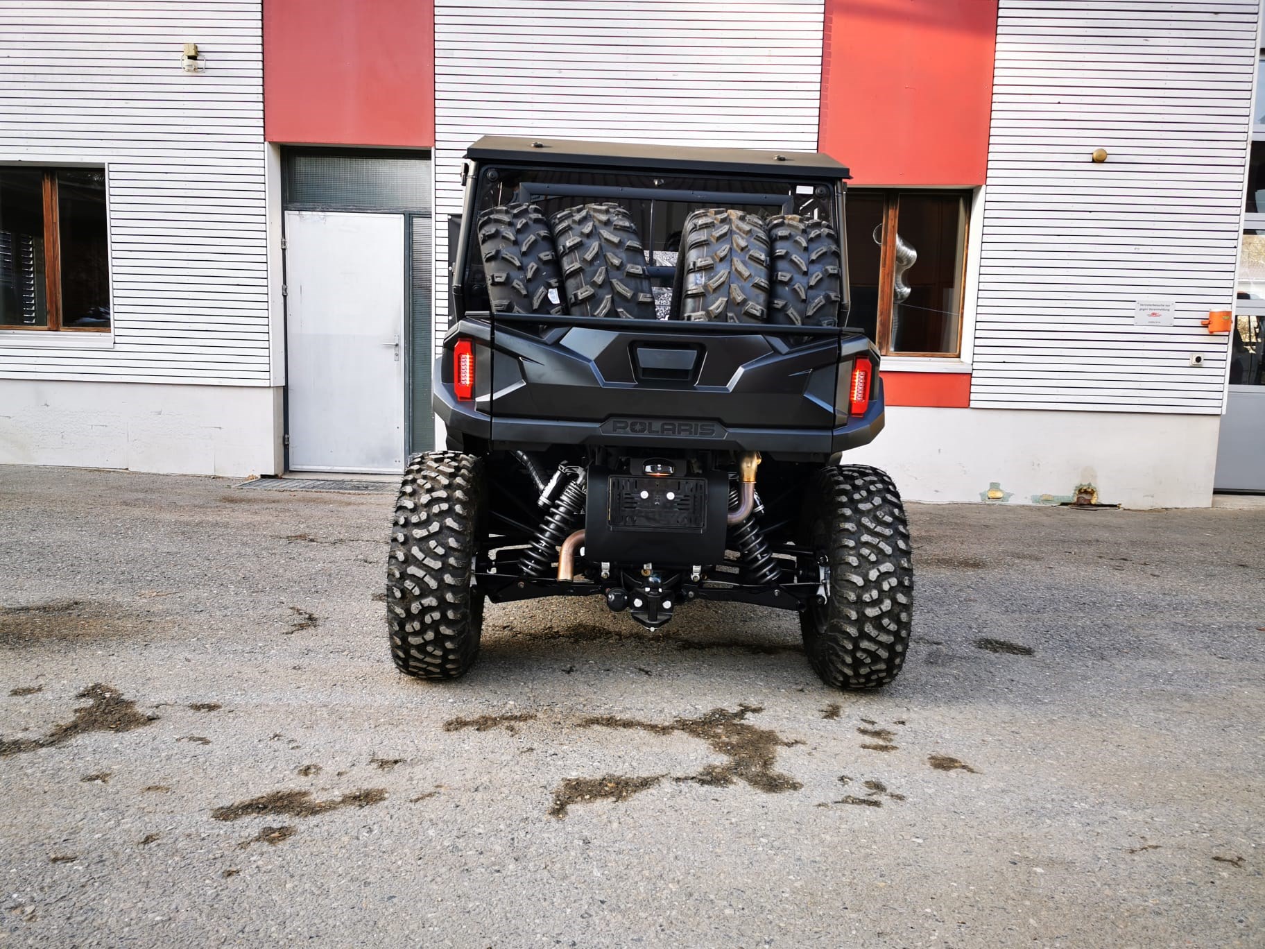 POLARIS GENERAL Crew 1000-image-9