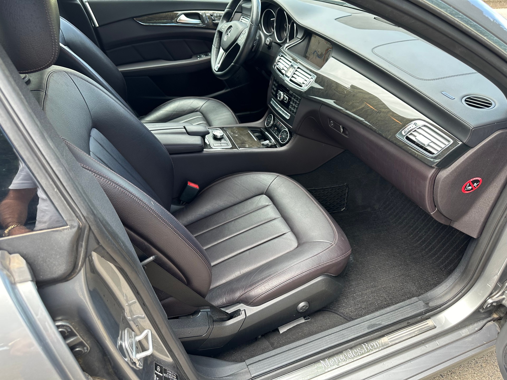 MERCEDES-BENZ CLS 350 CDI 4Matic 7G-Tronic-image-15