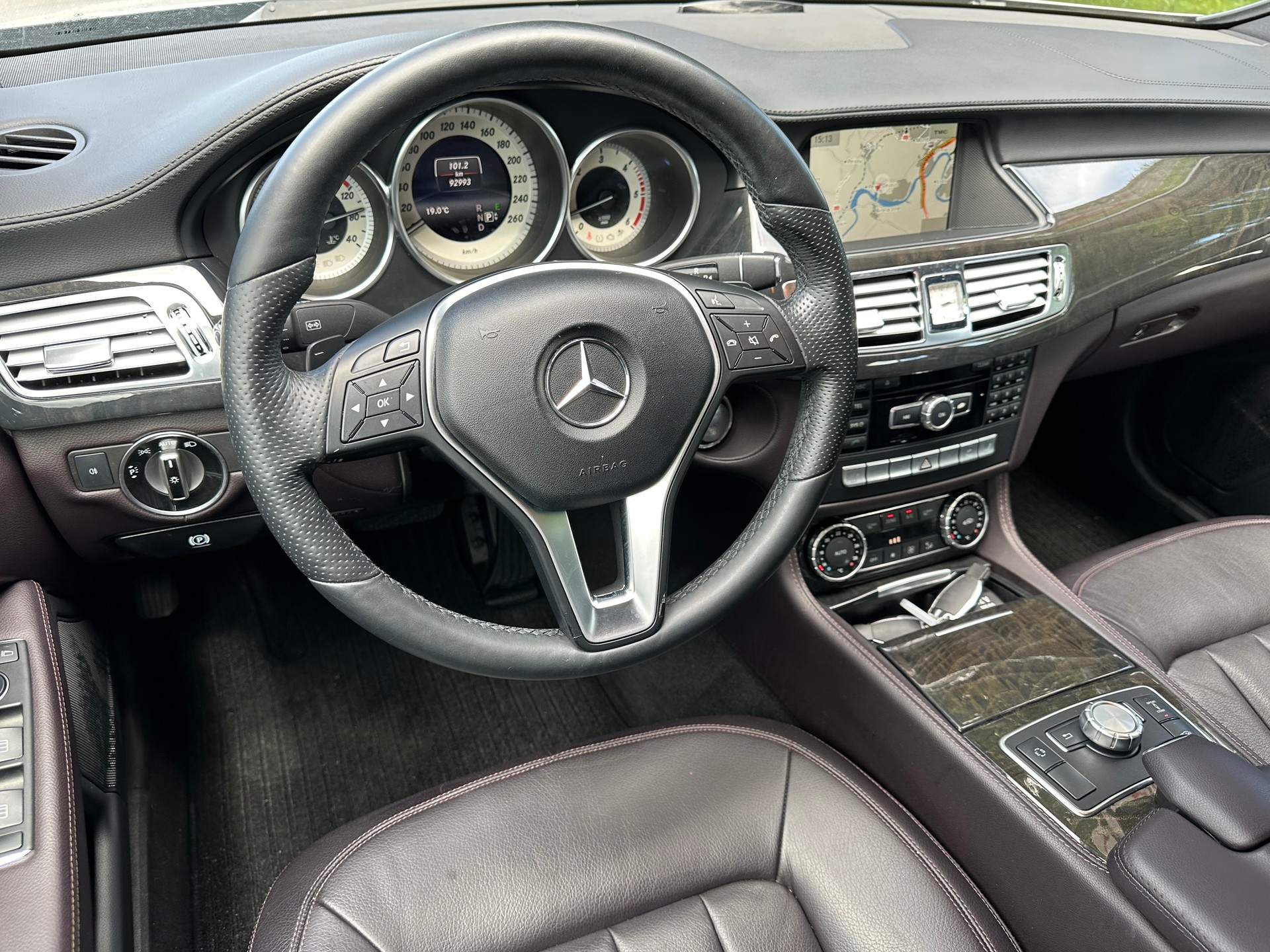 MERCEDES-BENZ CLS 350 CDI 4Matic 7G-Tronic-image-10