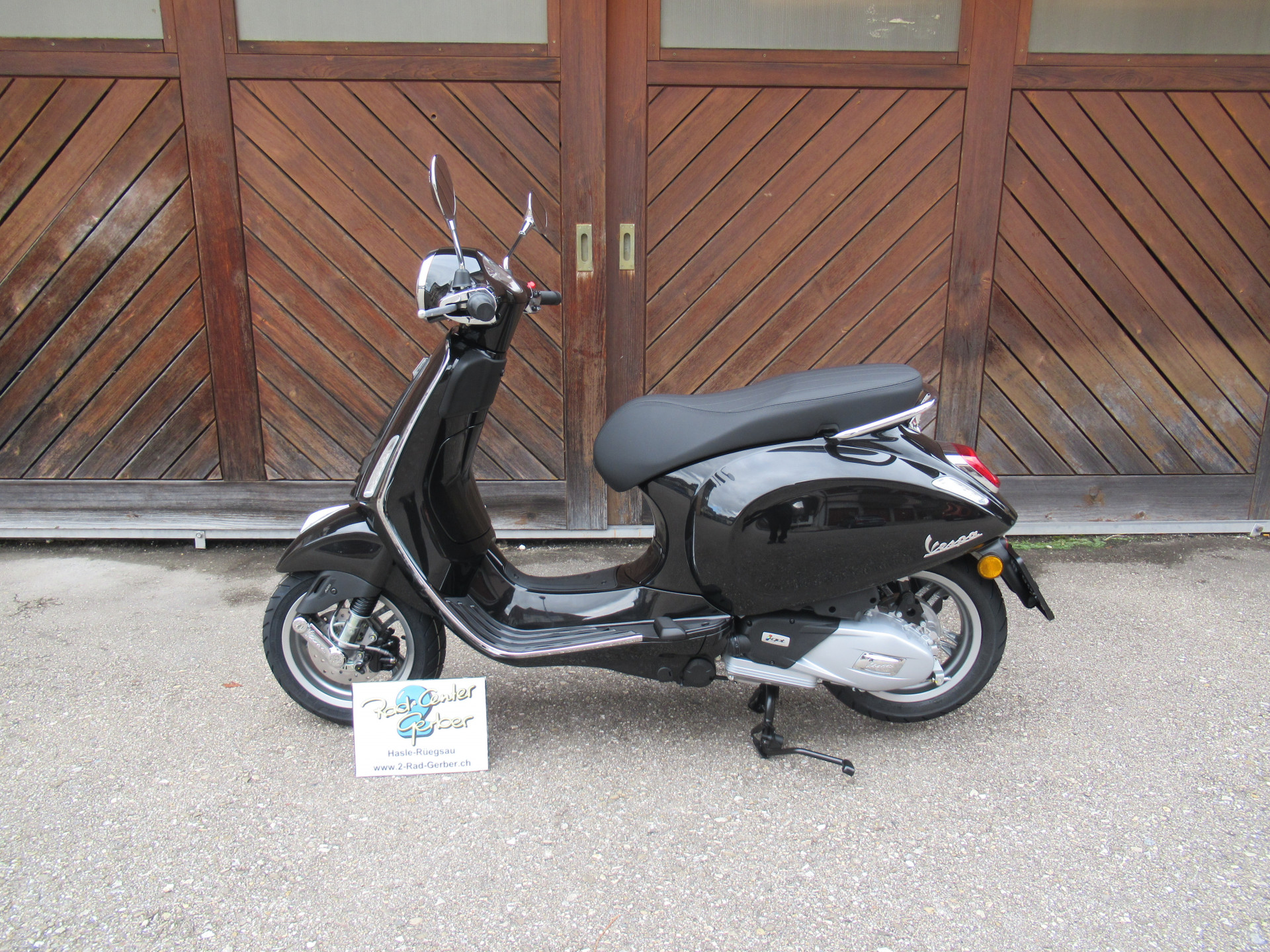 PIAGGIO Vespa Primavera 125-image-2