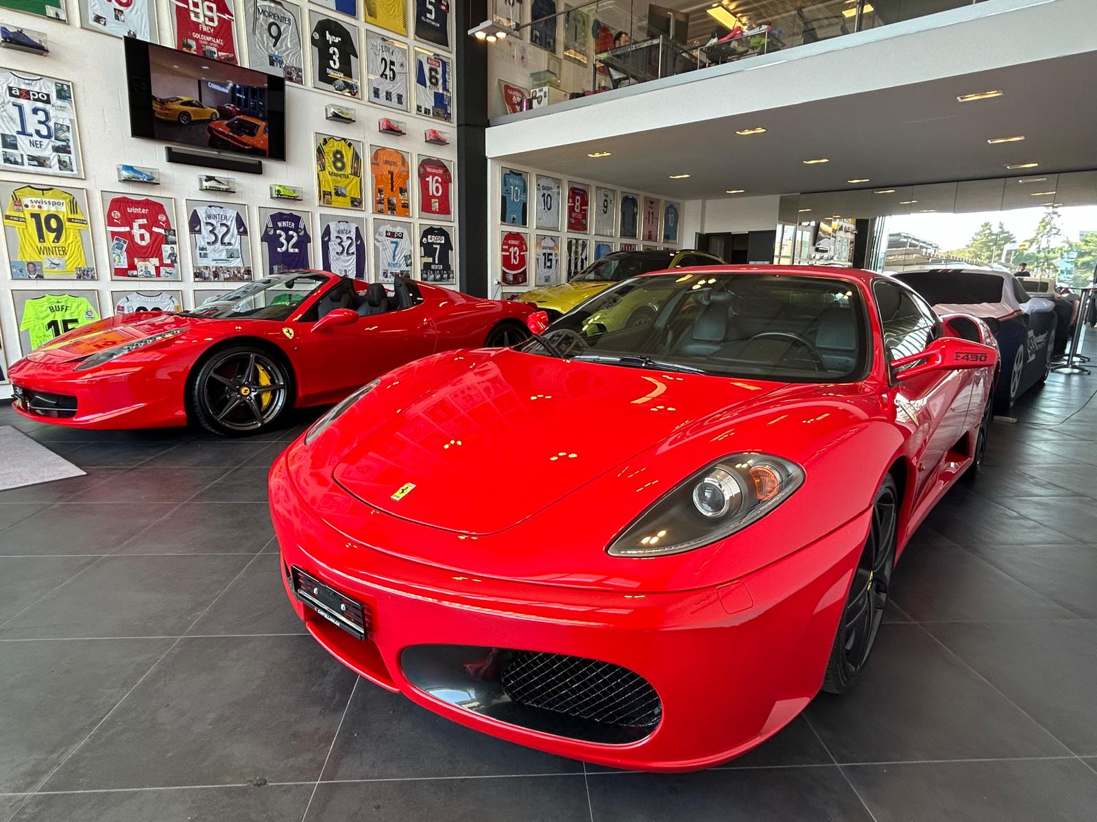 FERRARI F430-showroom-element-3