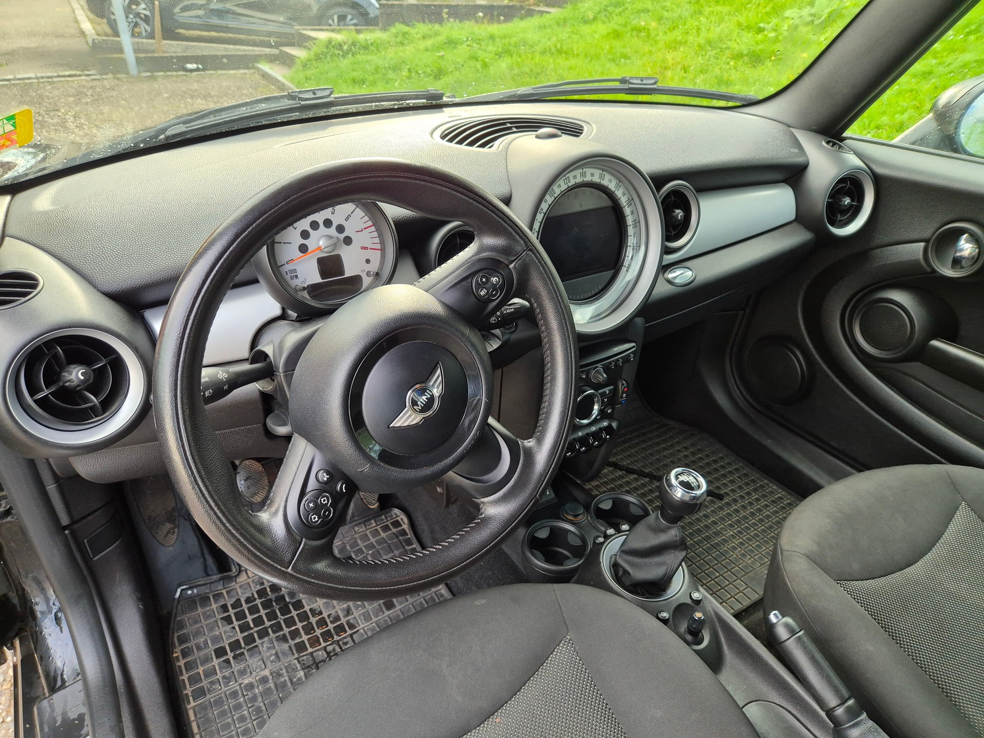 MINI Mini One-image-8
