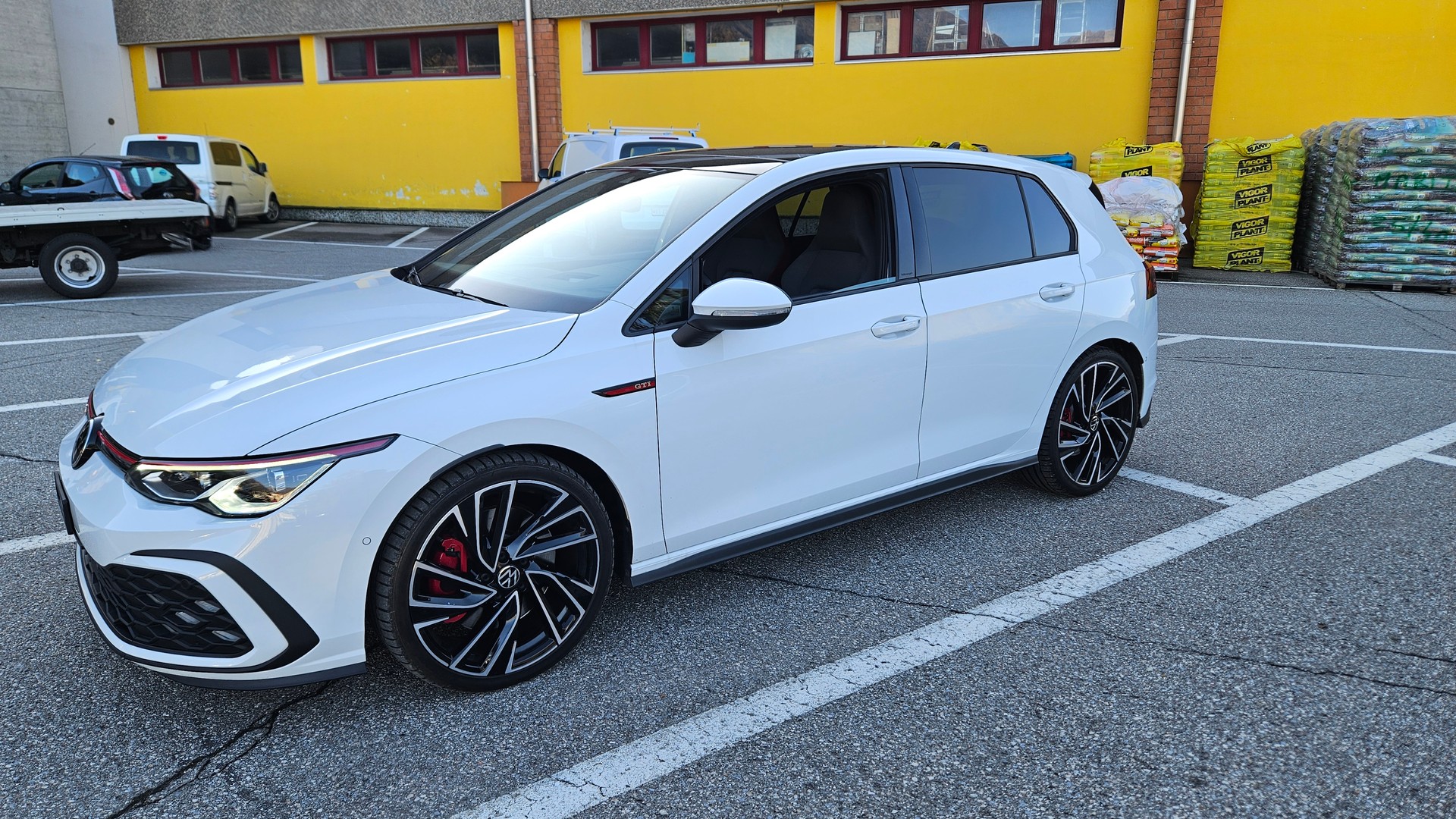 VW Golf 2.0 TSI GTI DSG-image-3