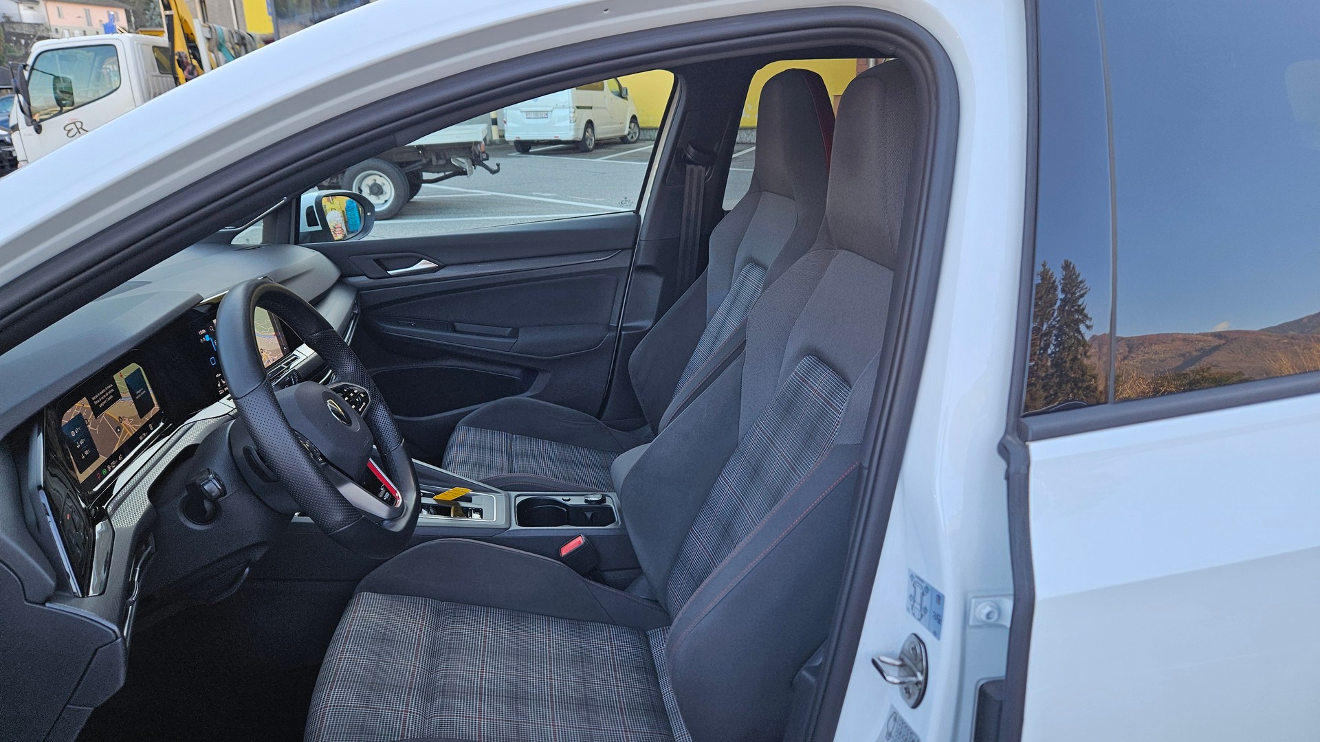 VW Golf 2.0 TSI GTI DSG-image-6