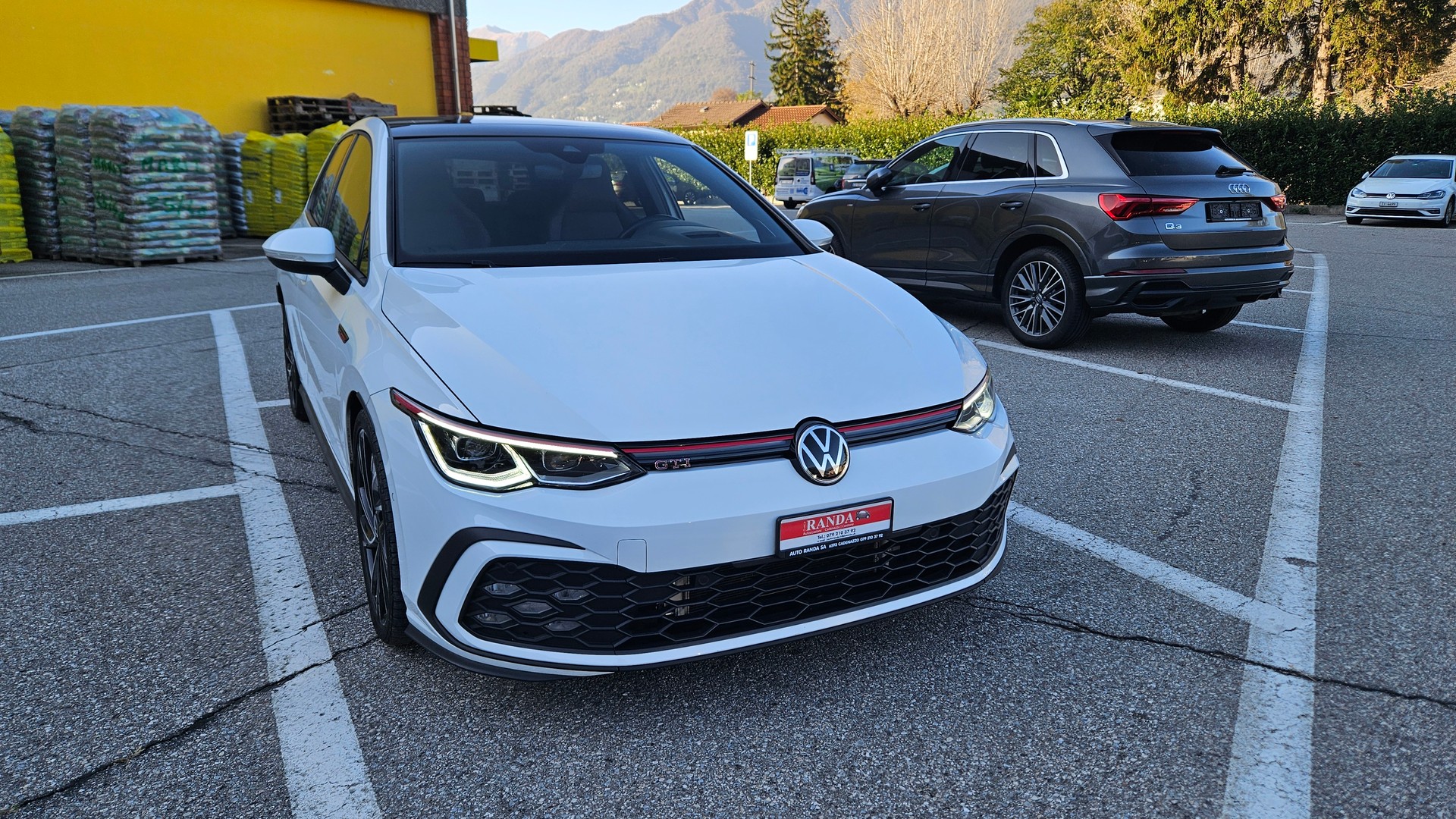 VW Golf 2.0 TSI GTI DSG-image-2