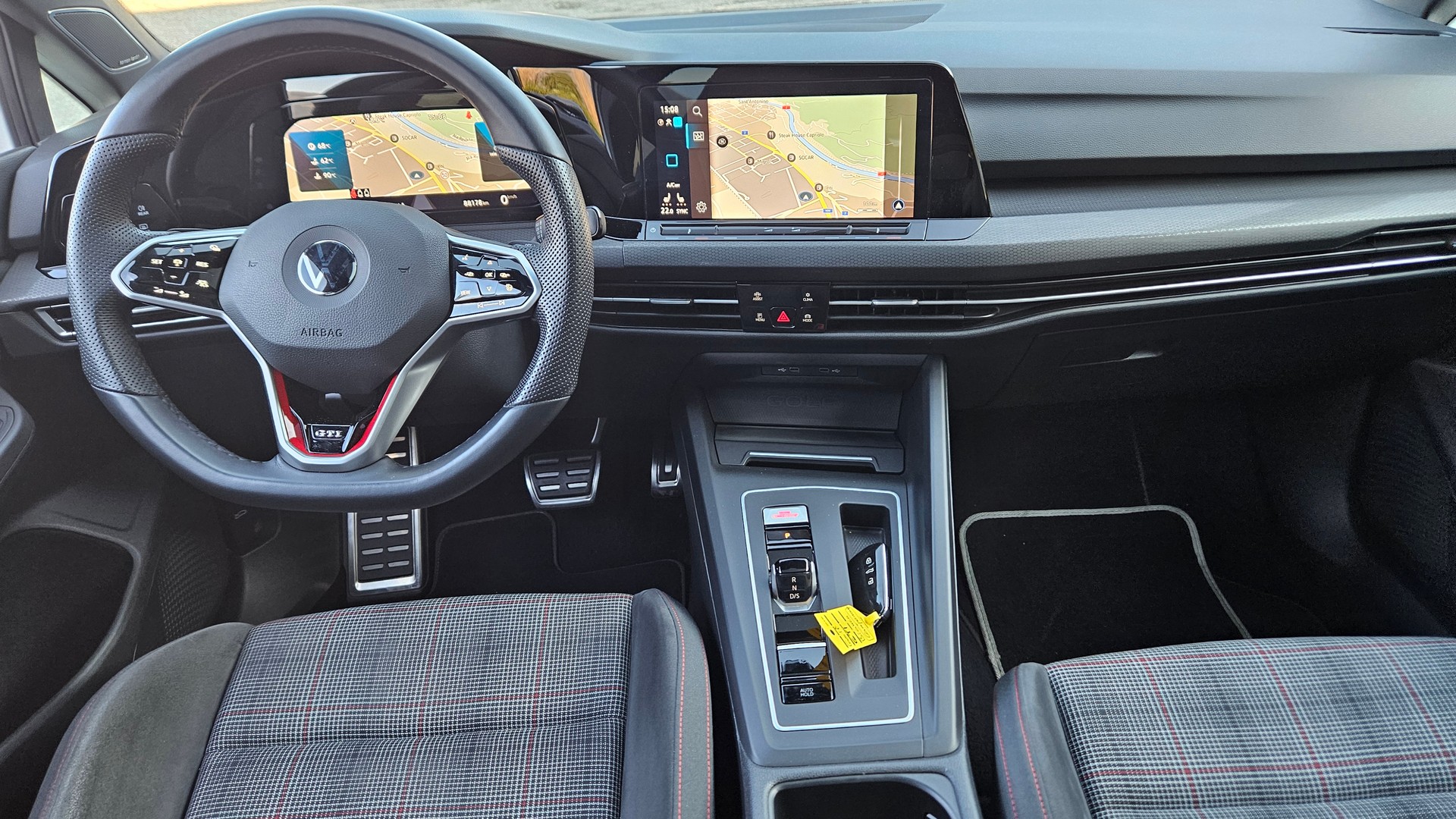 VW Golf 2.0 TSI GTI DSG-image-9