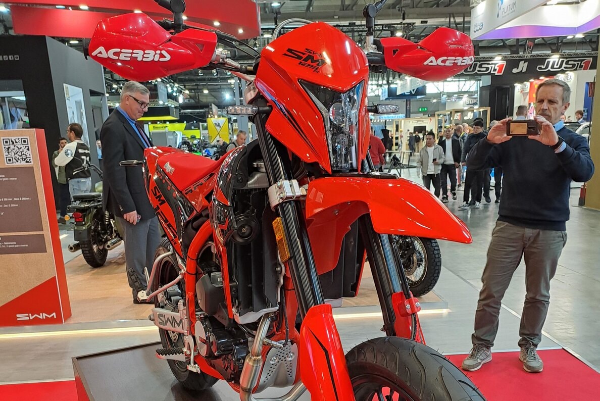 SWM SM 125R ABS-image-9