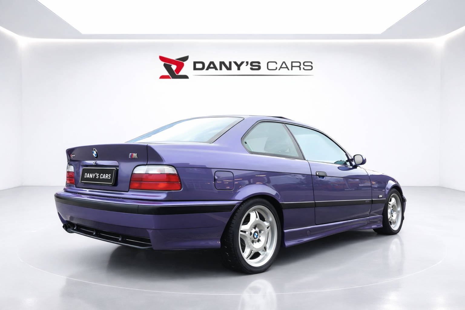 BMW 318iS Coupé M-Technic Individual-image-4
