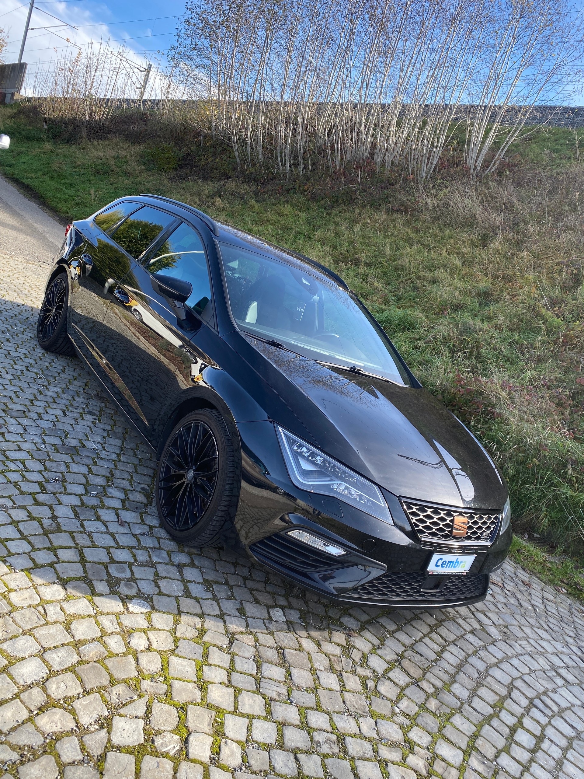 SEAT Leon ST 2.0 TSI Cupra 300 4 Drive DSG-showroom-element-1