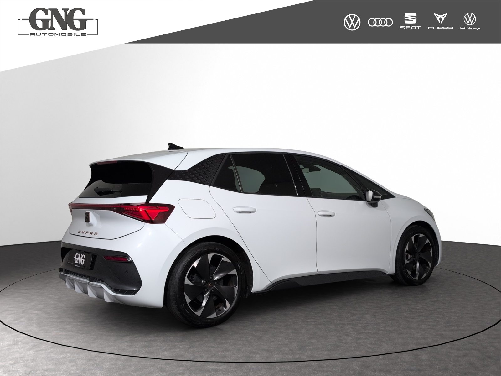 CUPRA Born 58 kWh-showroom-element-2
