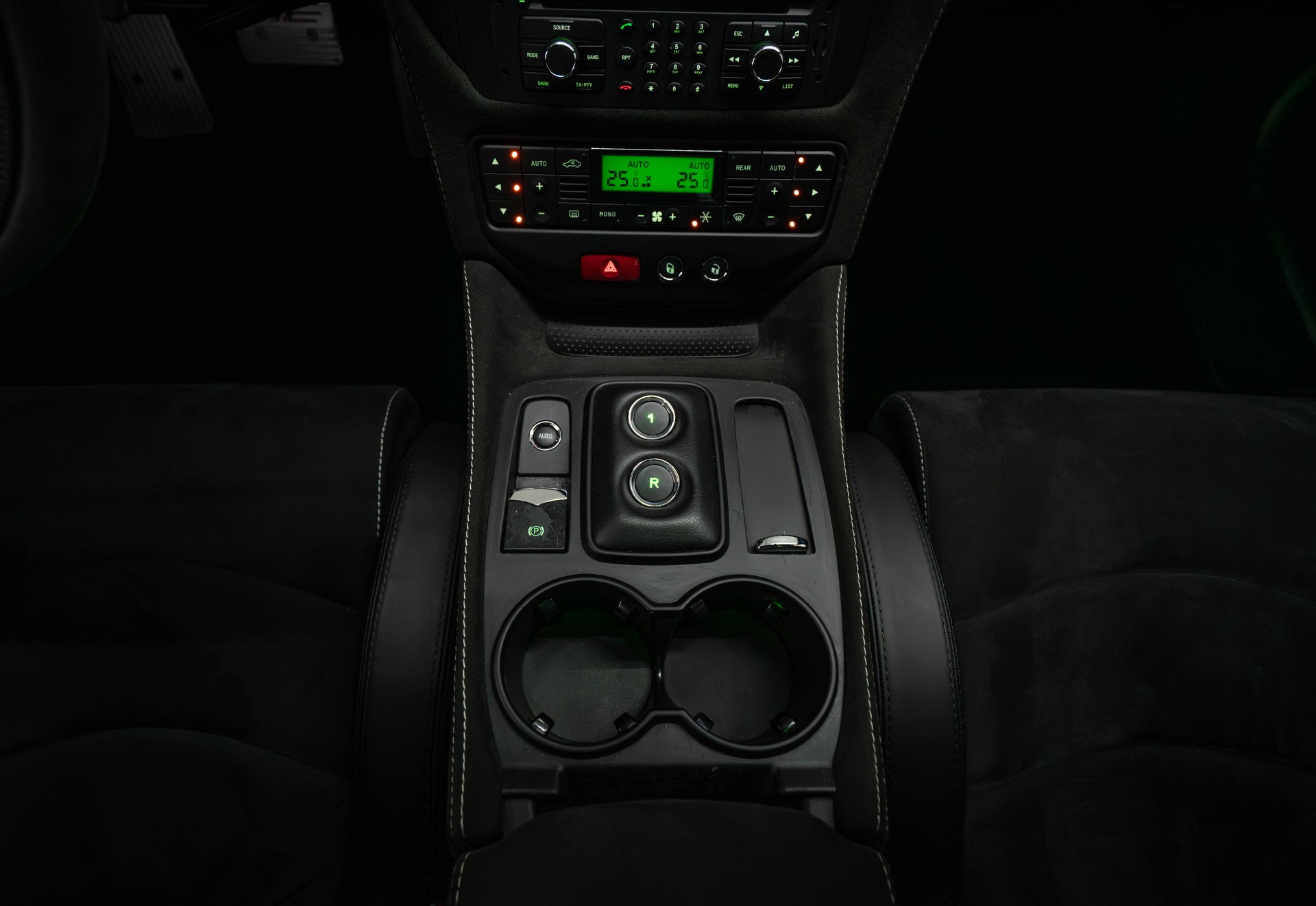 MASERATI GranTurismo MC Stradale Cambiocorsa-image-22