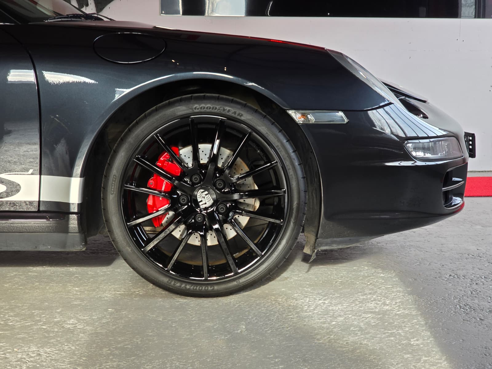 PORSCHE 911 Cabrio Carrera 4S-image-5
