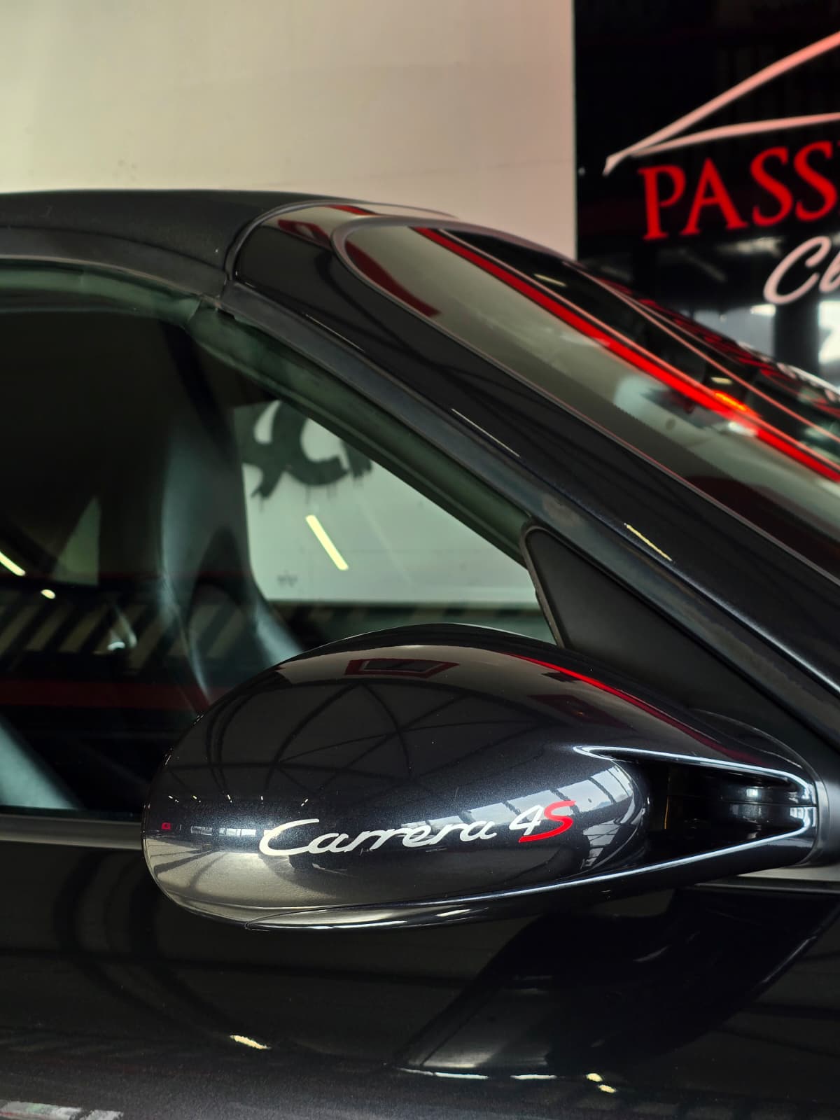PORSCHE 911 Cabrio Carrera 4S-image-9