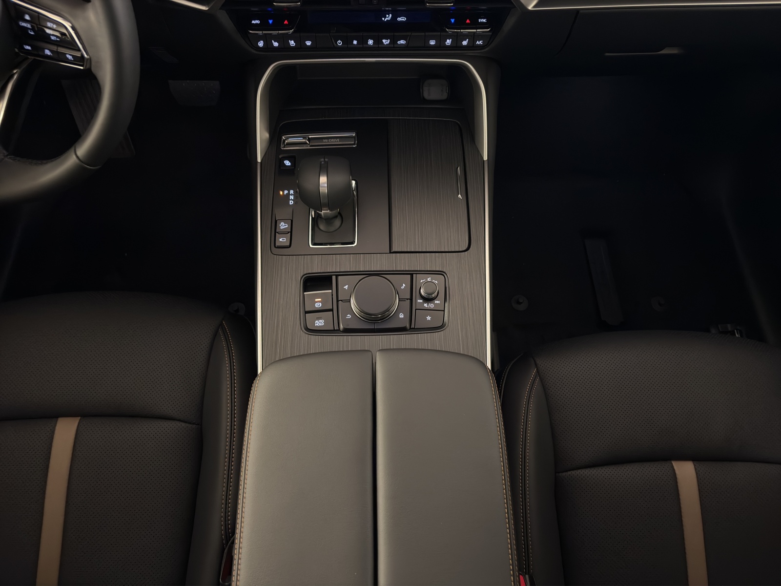 MAZDA CX-60 e-Skyactiv PHEV 327 AWD Homura Plus-image-16