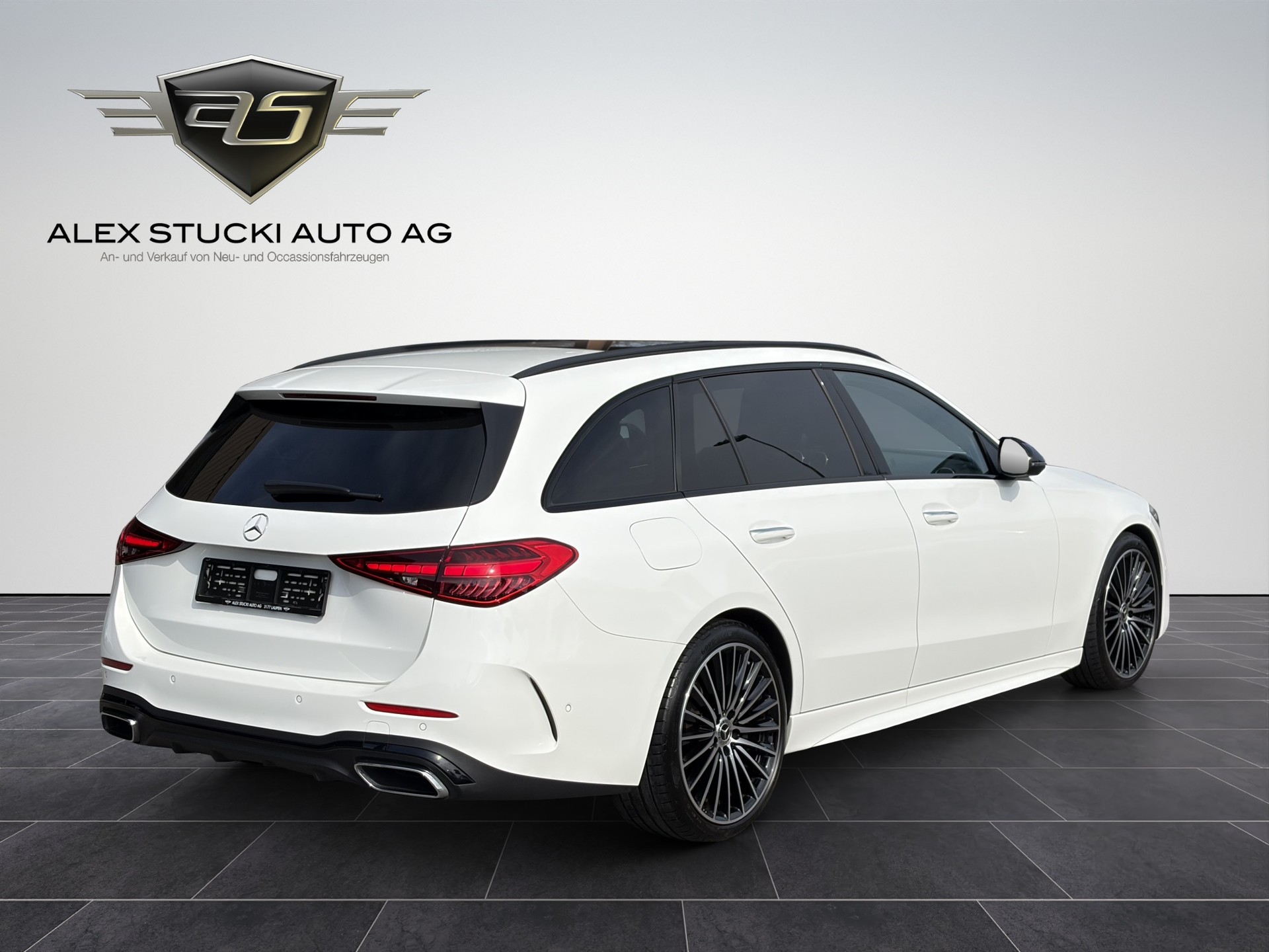 MERCEDES-BENZ C 220 d T 4Matic AMG Line-image-7