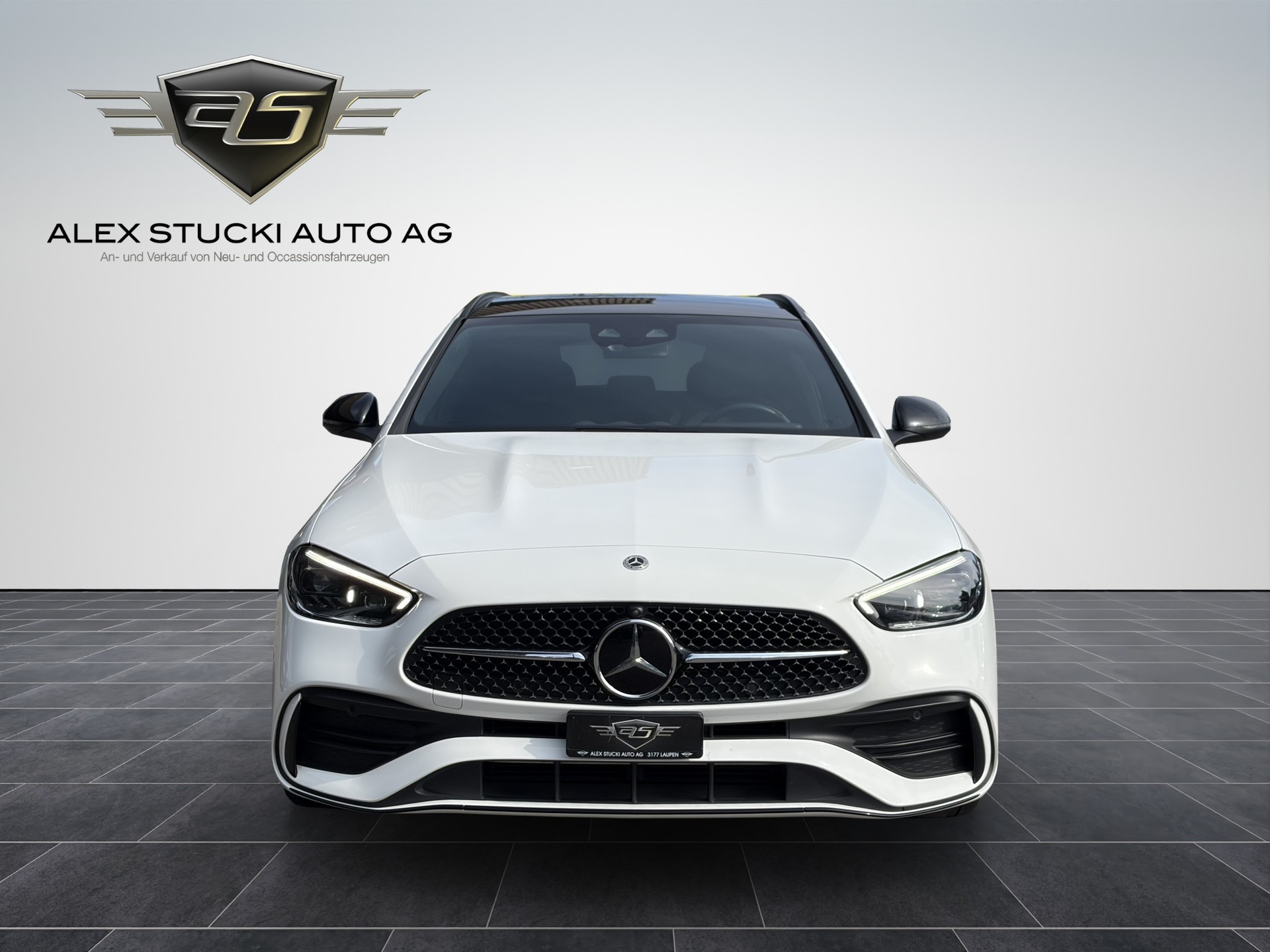 MERCEDES-BENZ C 220 d T 4Matic AMG Line-showroom-element-1