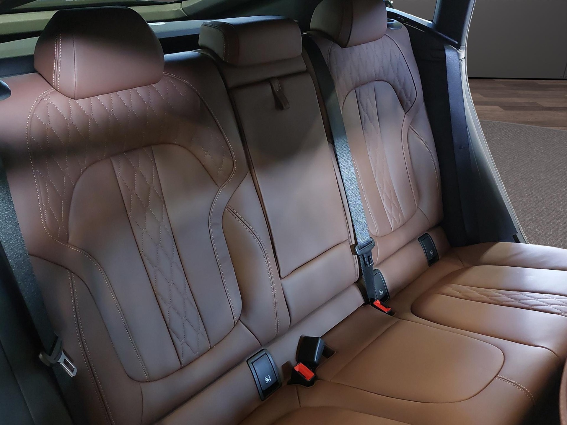BMW X6 40i xDrive M Sport-image-15