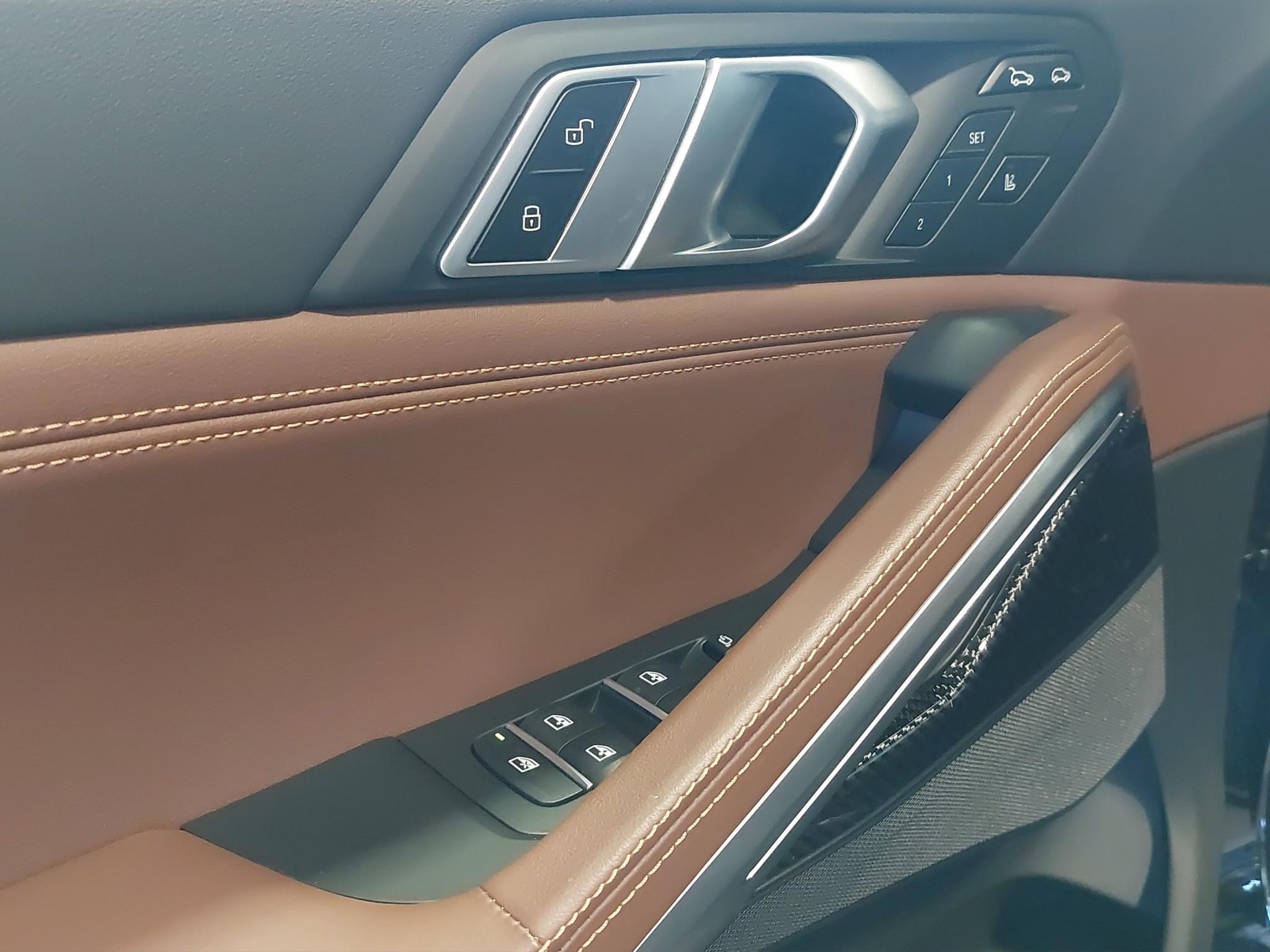 BMW X6 40i xDrive M Sport-image-11