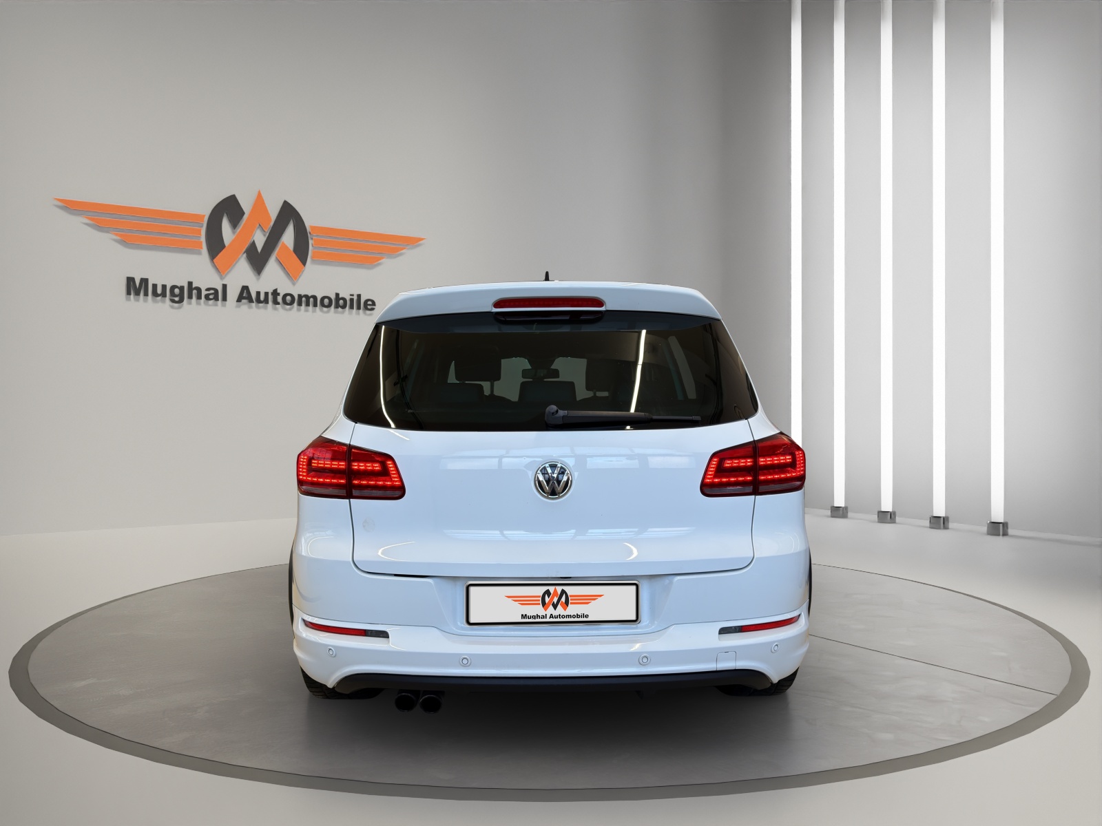 VW Tiguan 2.0 TSI Sport&Style 4Motion DSG-image-4