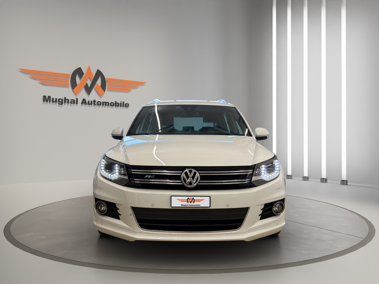 VW Tiguan 2.0 TSI Sport&Style 4Motion DSG-image-1