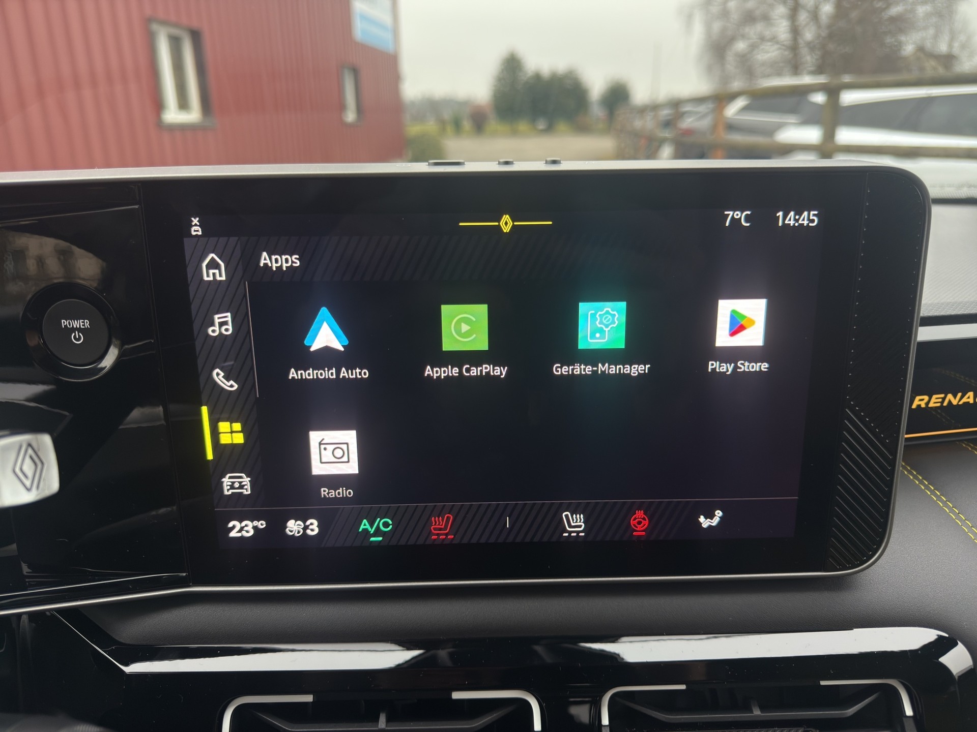RENAULT R5 E-Tech Comfort Range iconic five-image-29