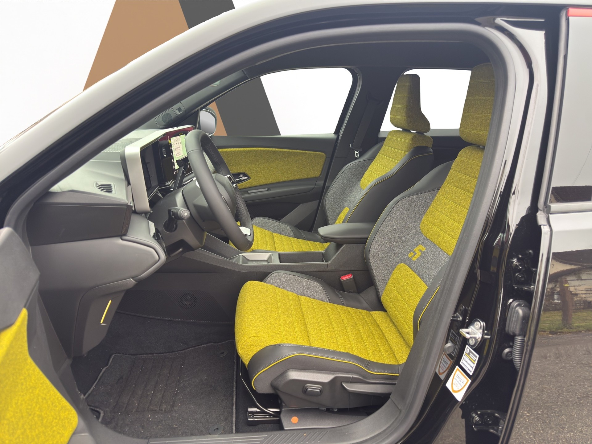 RENAULT R5 E-Tech Comfort Range iconic five-image-8