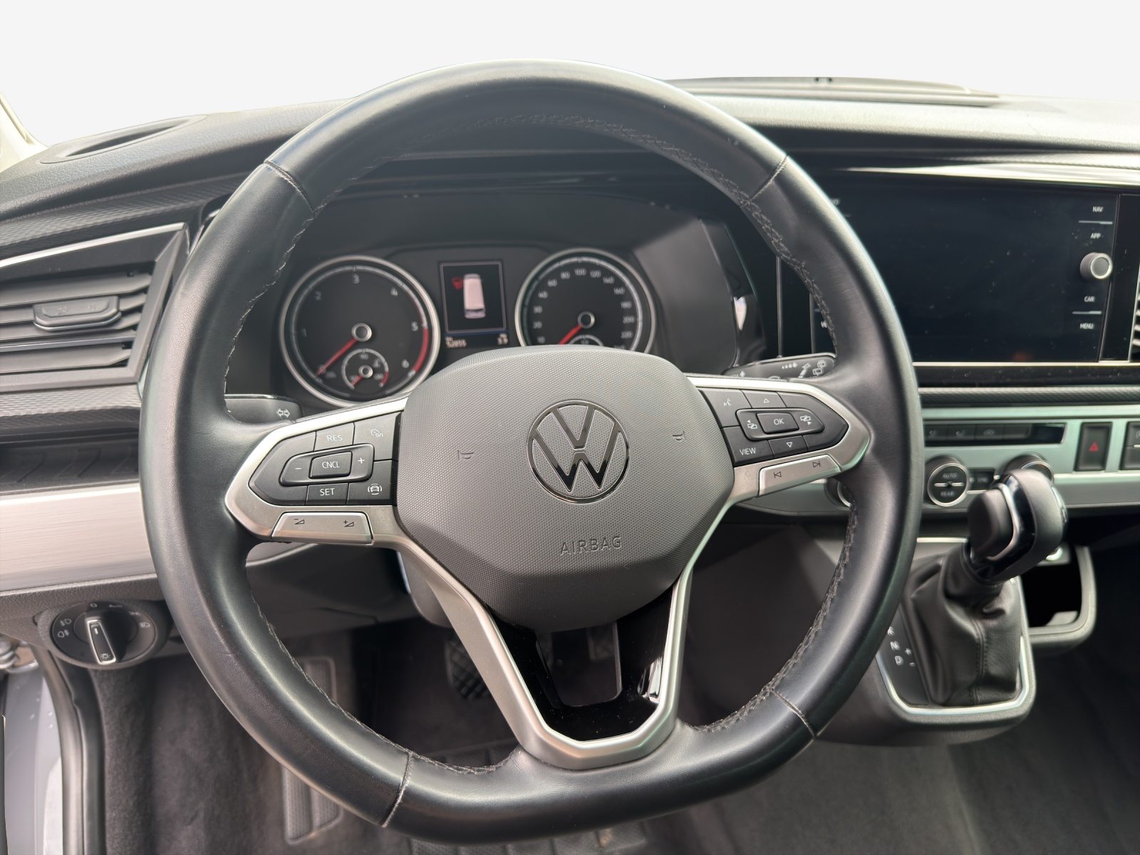 VW T6.1 California 2.0 TDI Beach Liberty DSG-image-9