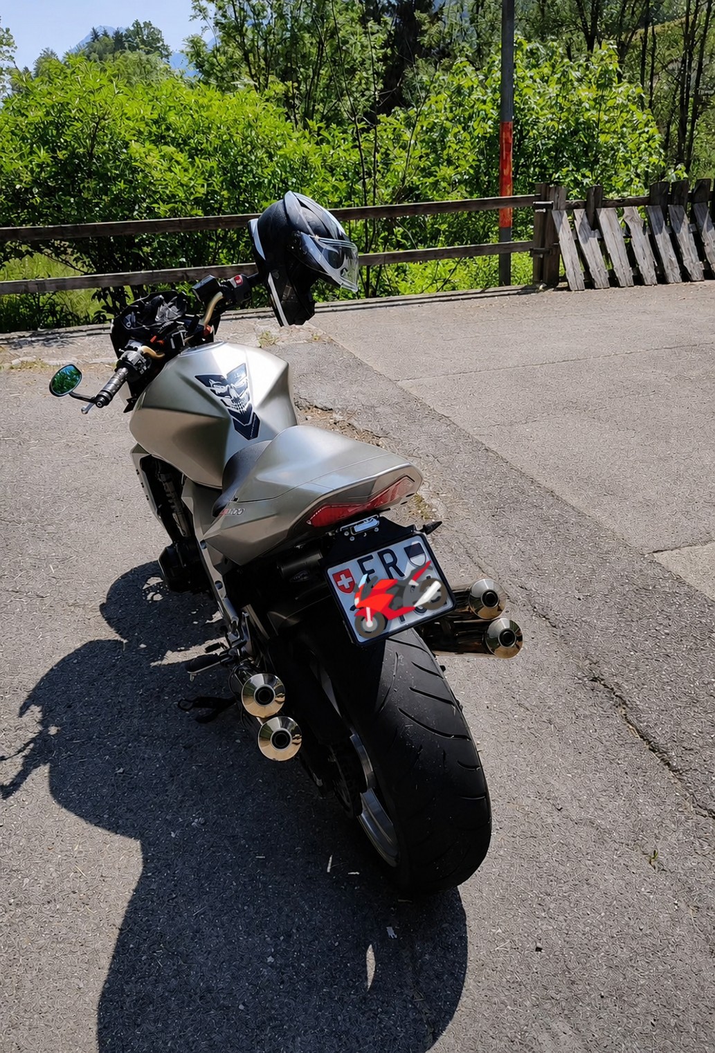 KAWASAKI Z 1000-image-3